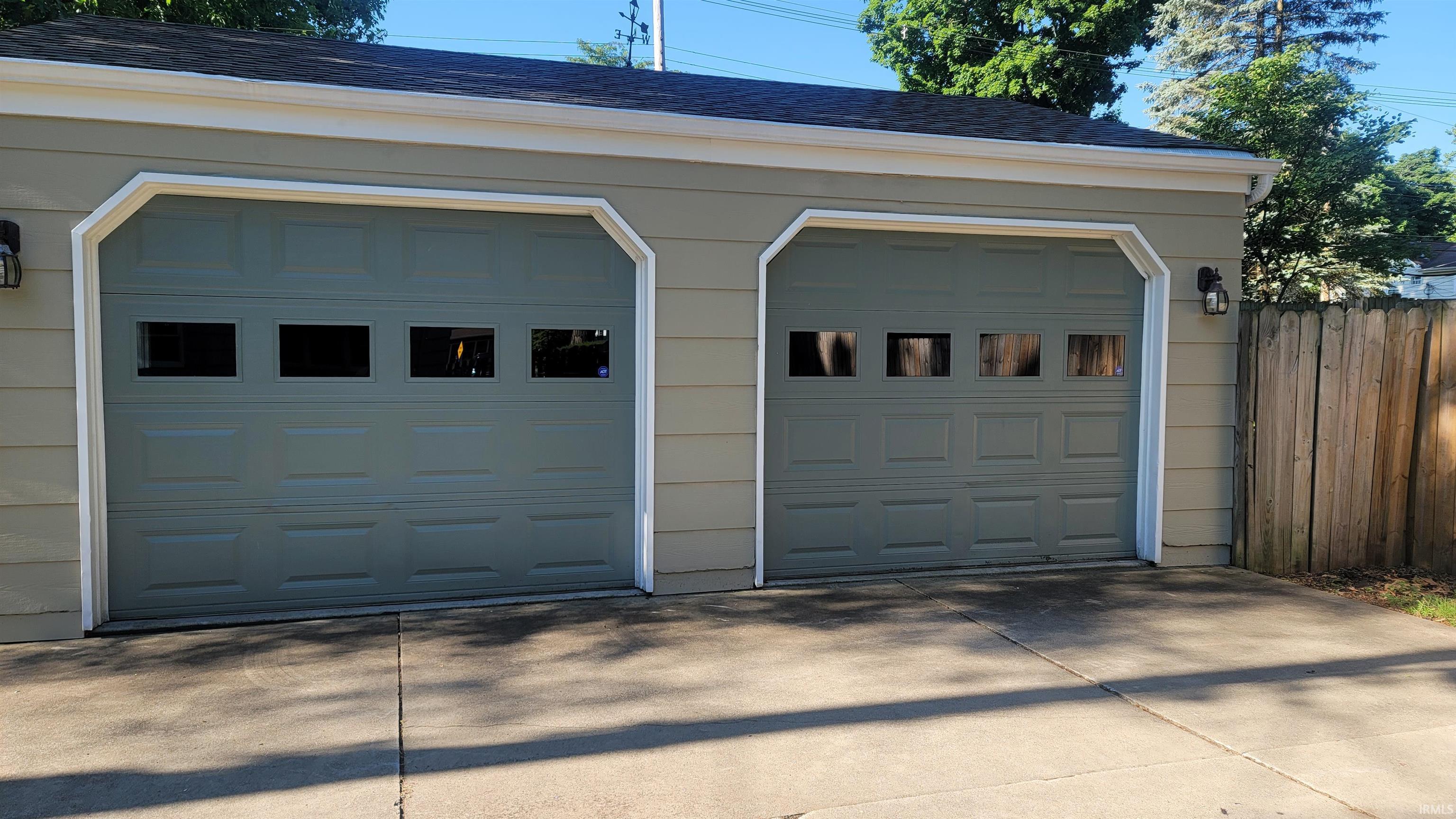 1344 Sunnymede