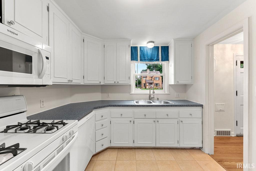 1344 Sunnymede