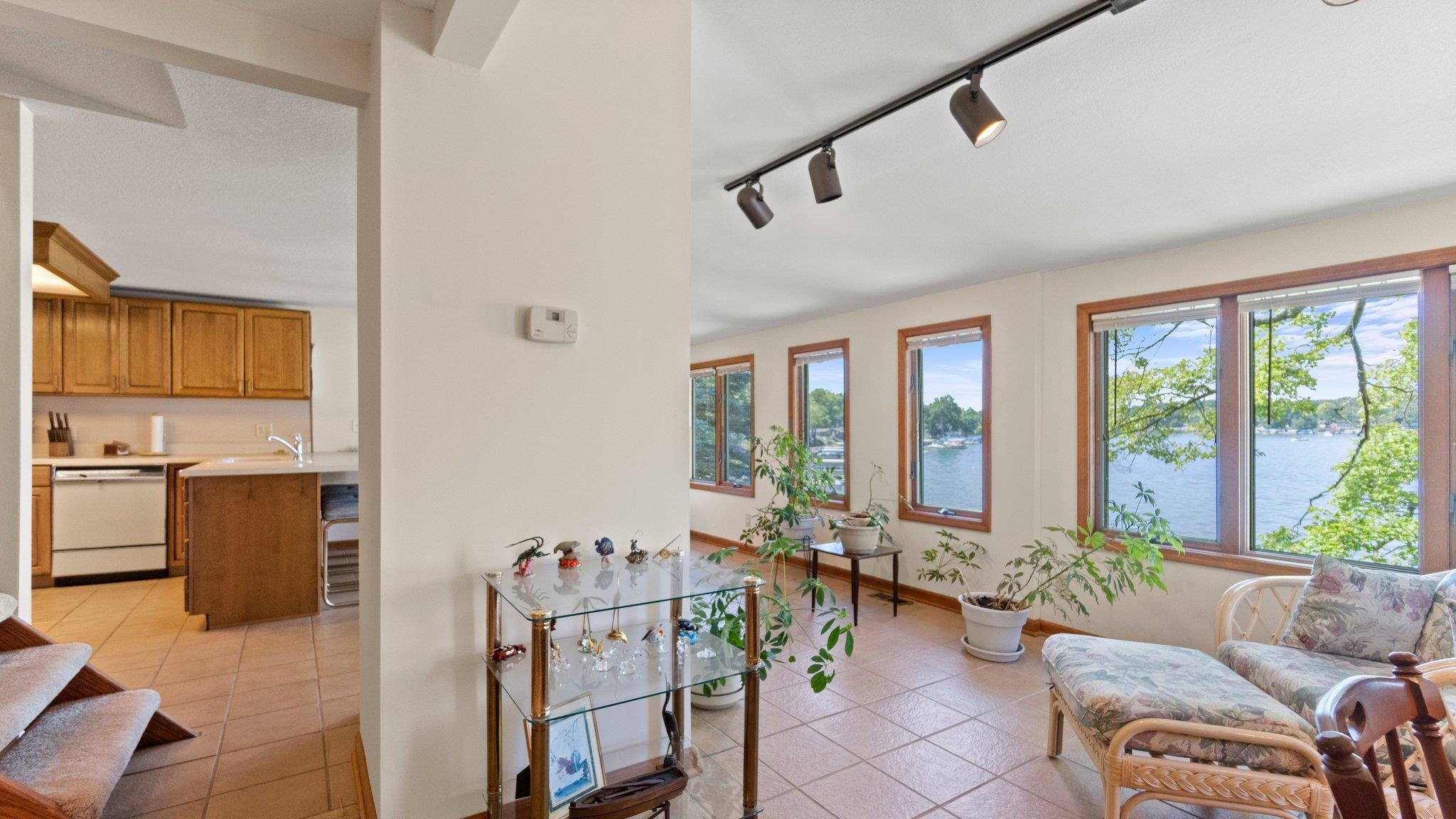 3620 Shady Side
