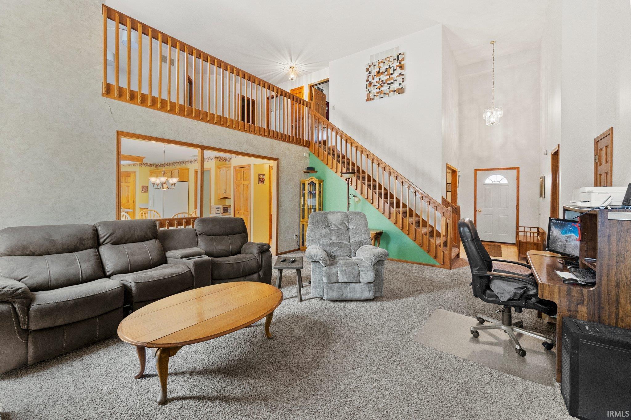 17313 Juniper