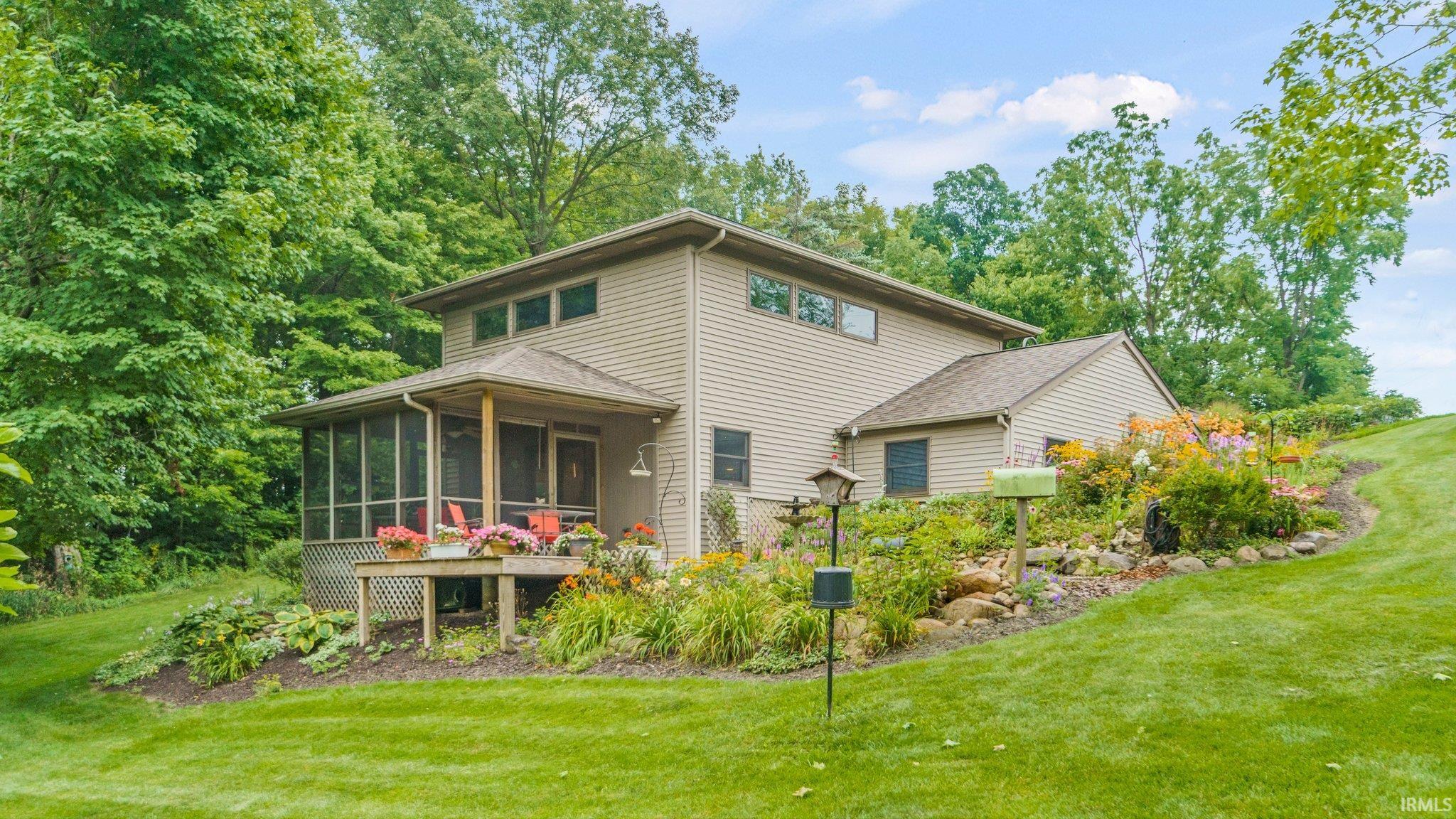 3720 Etna