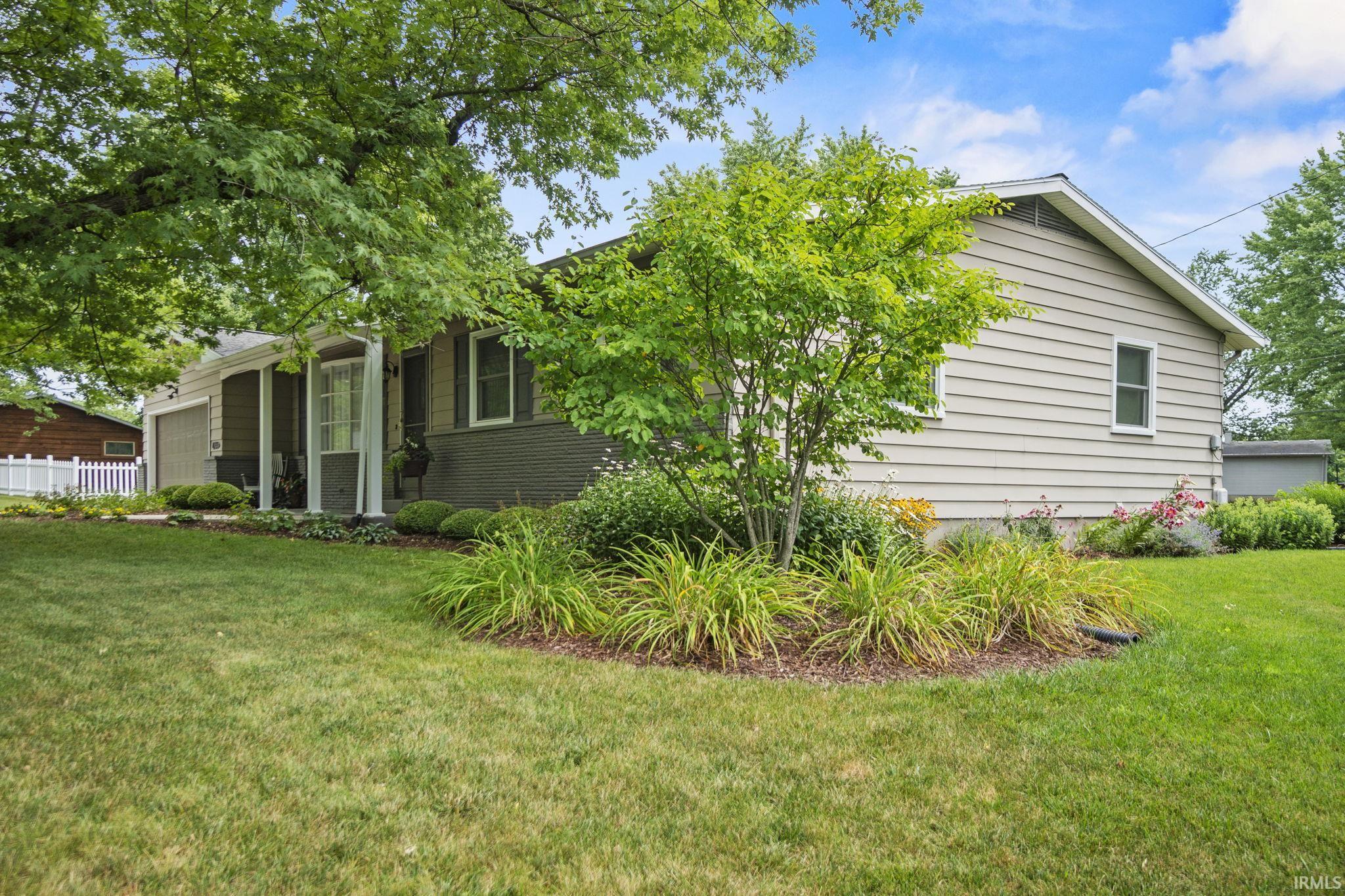 10930 Rosewood