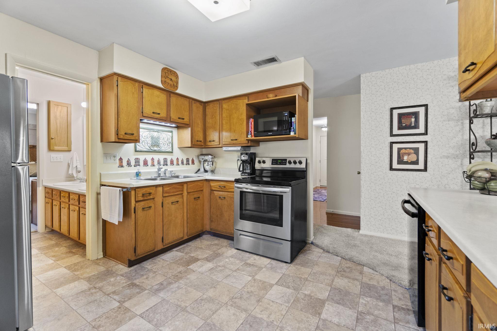 10930 Rosewood