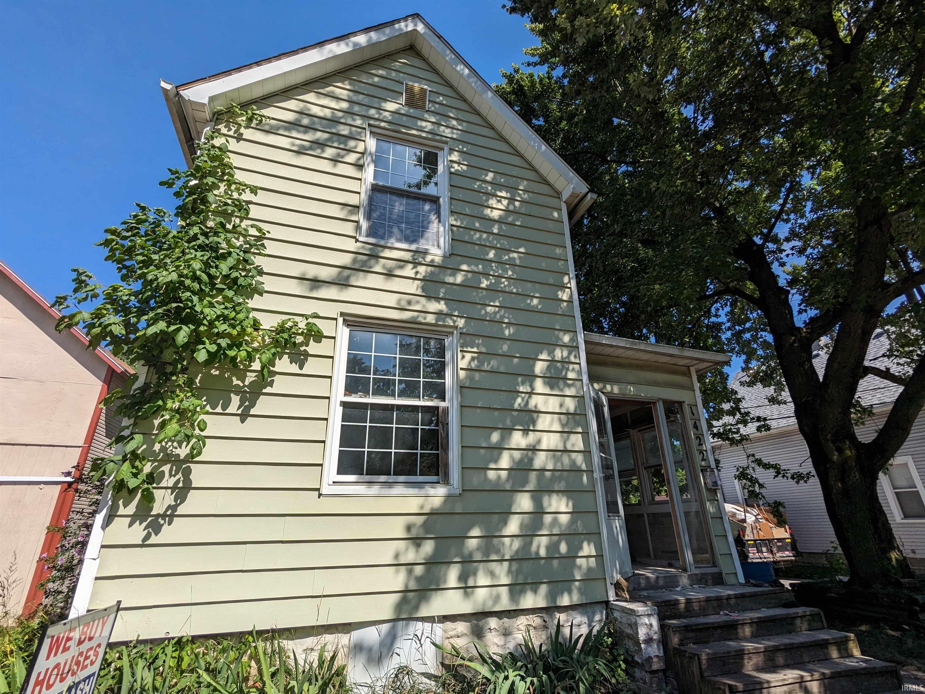 1422 Sherman