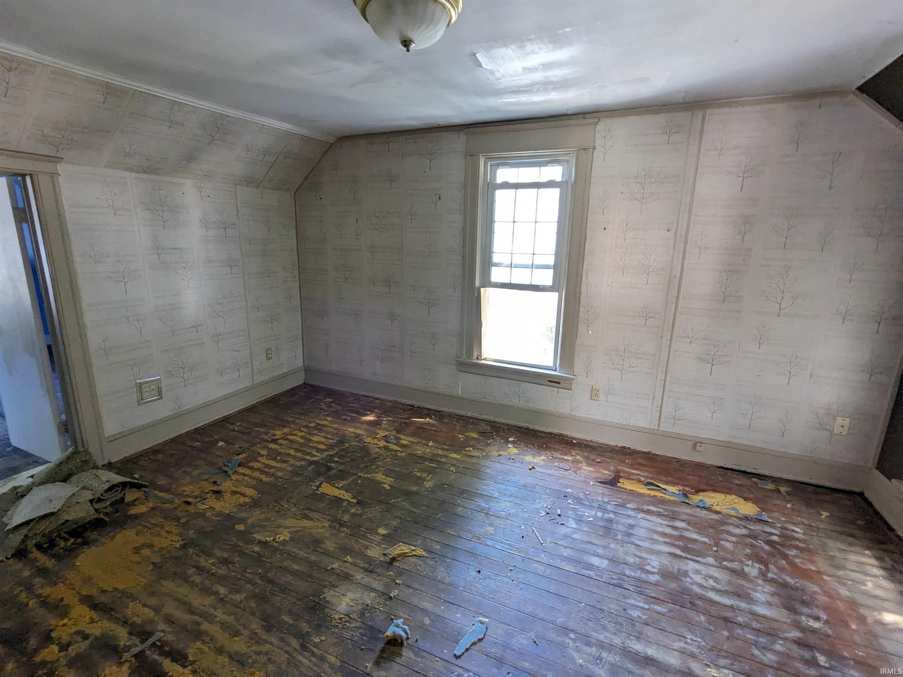 1422 Sherman