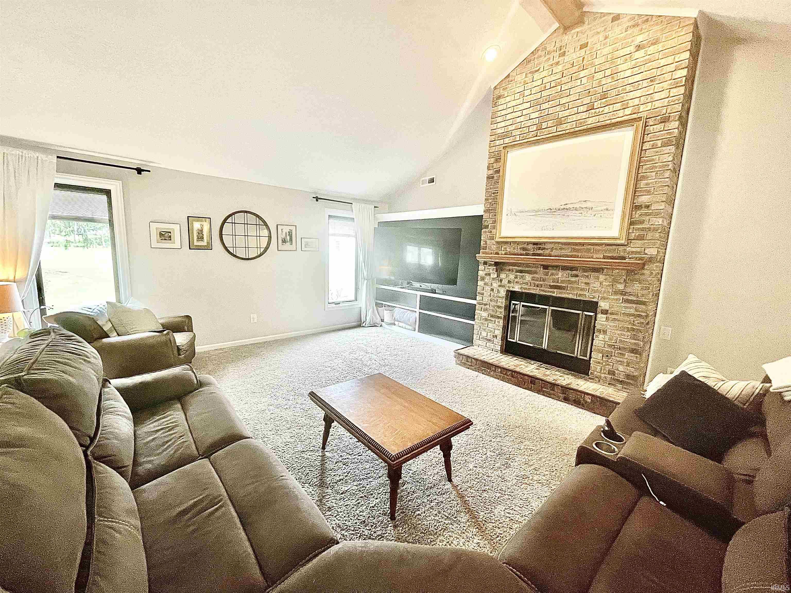 5734 Oak Pointe