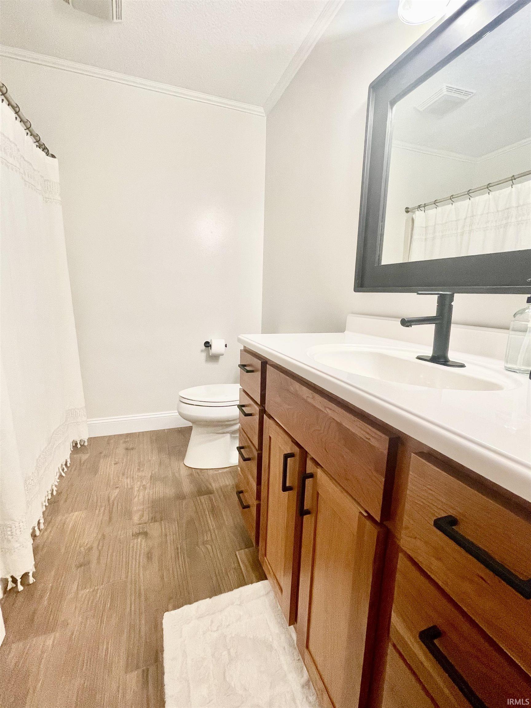 5734 Oak Pointe