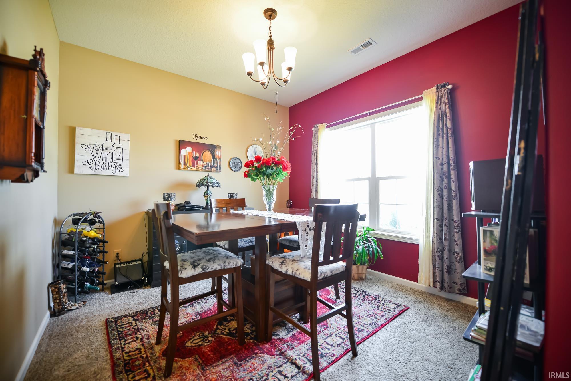 1546 Glen Hollow