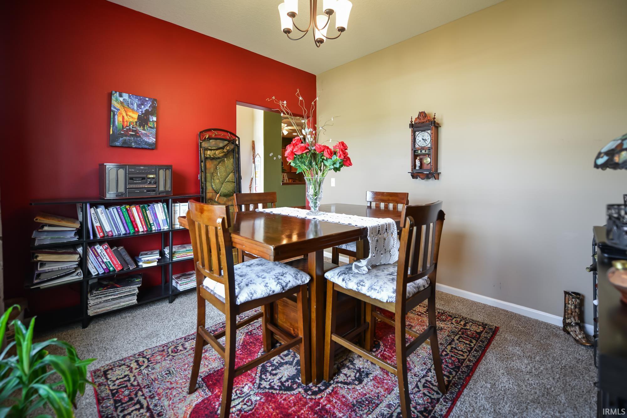 1546 Glen Hollow