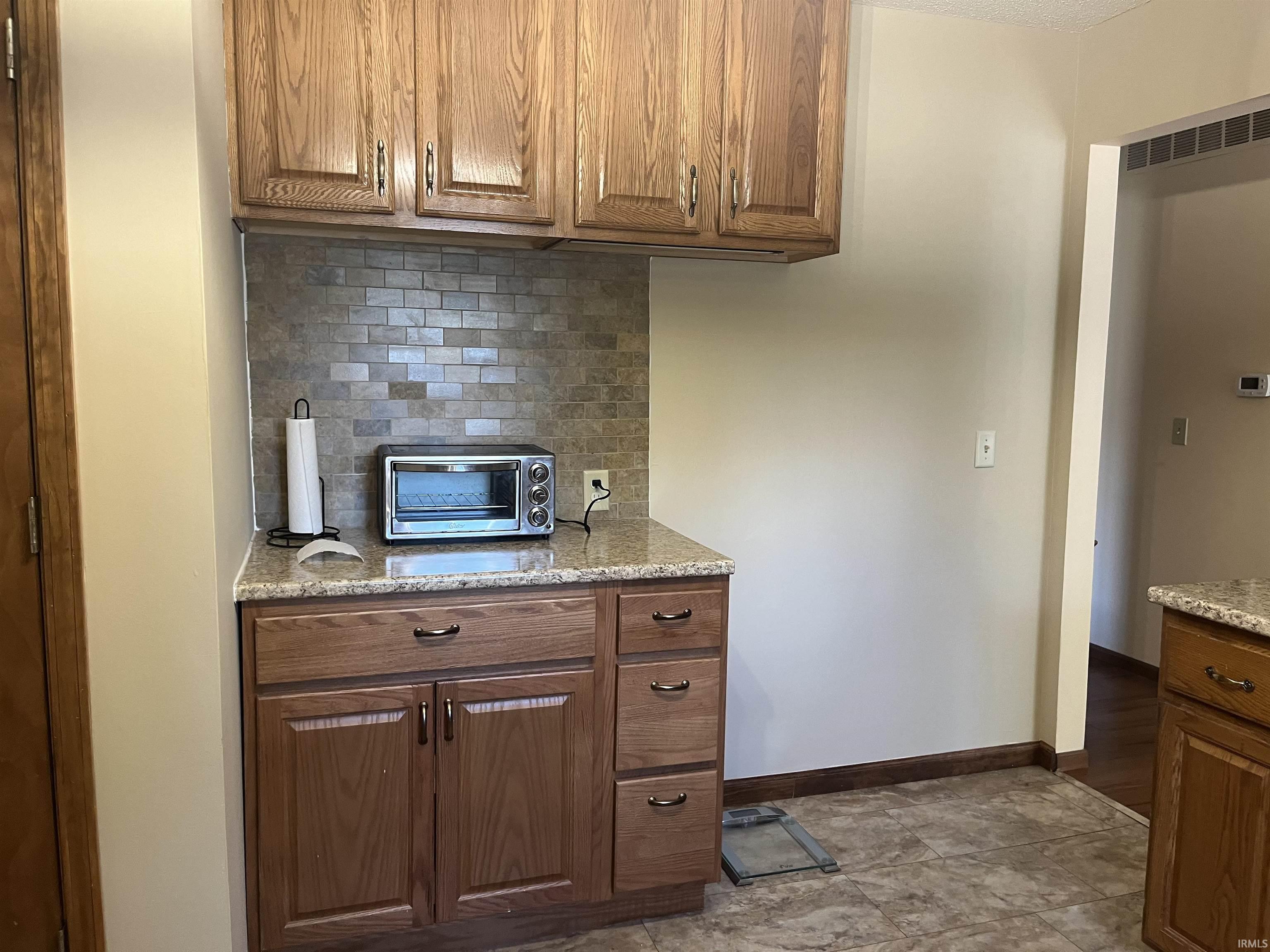 7933 Harrisburg