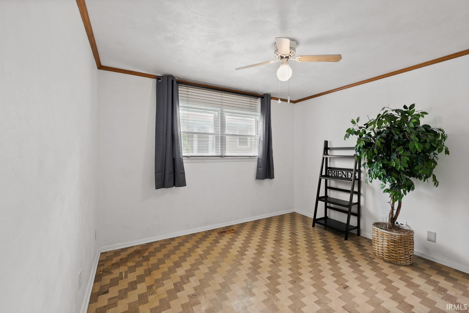 1332 Mishawaka