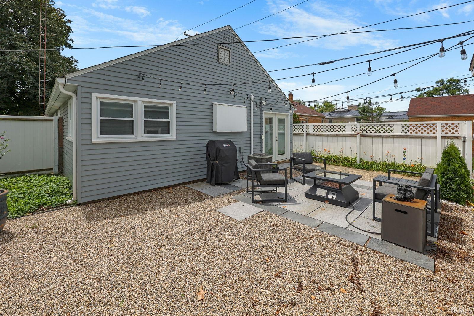 1332 Mishawaka