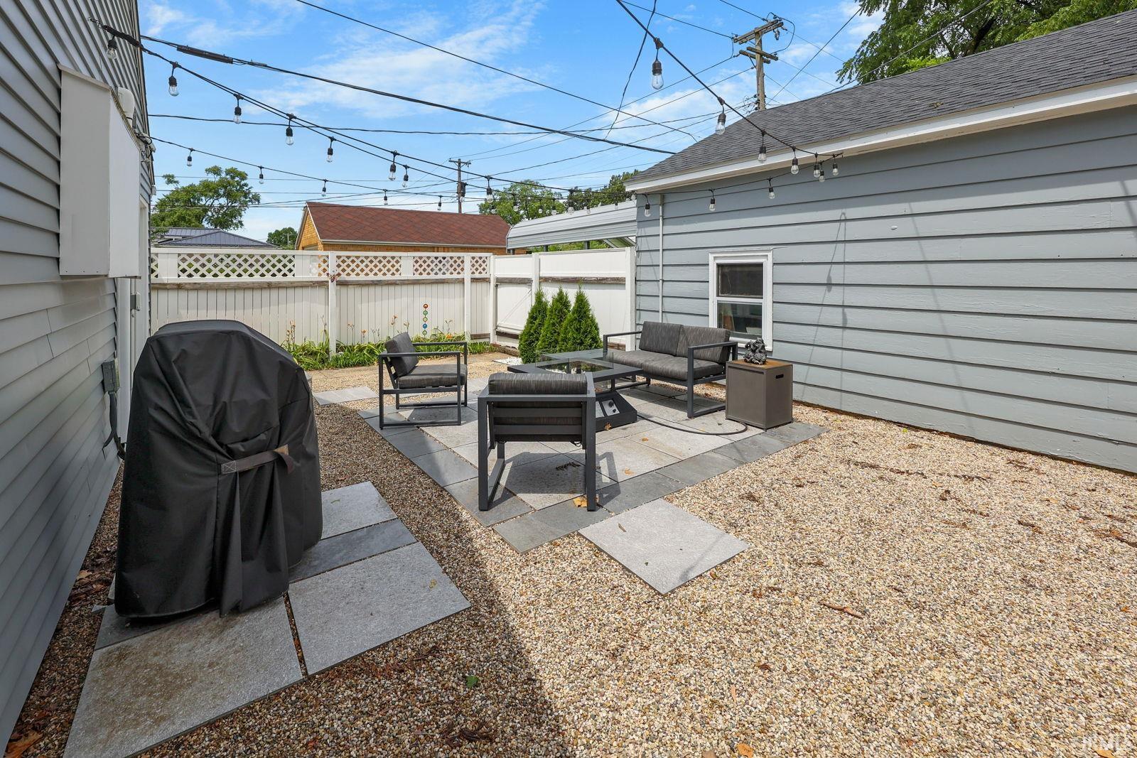 1332 Mishawaka