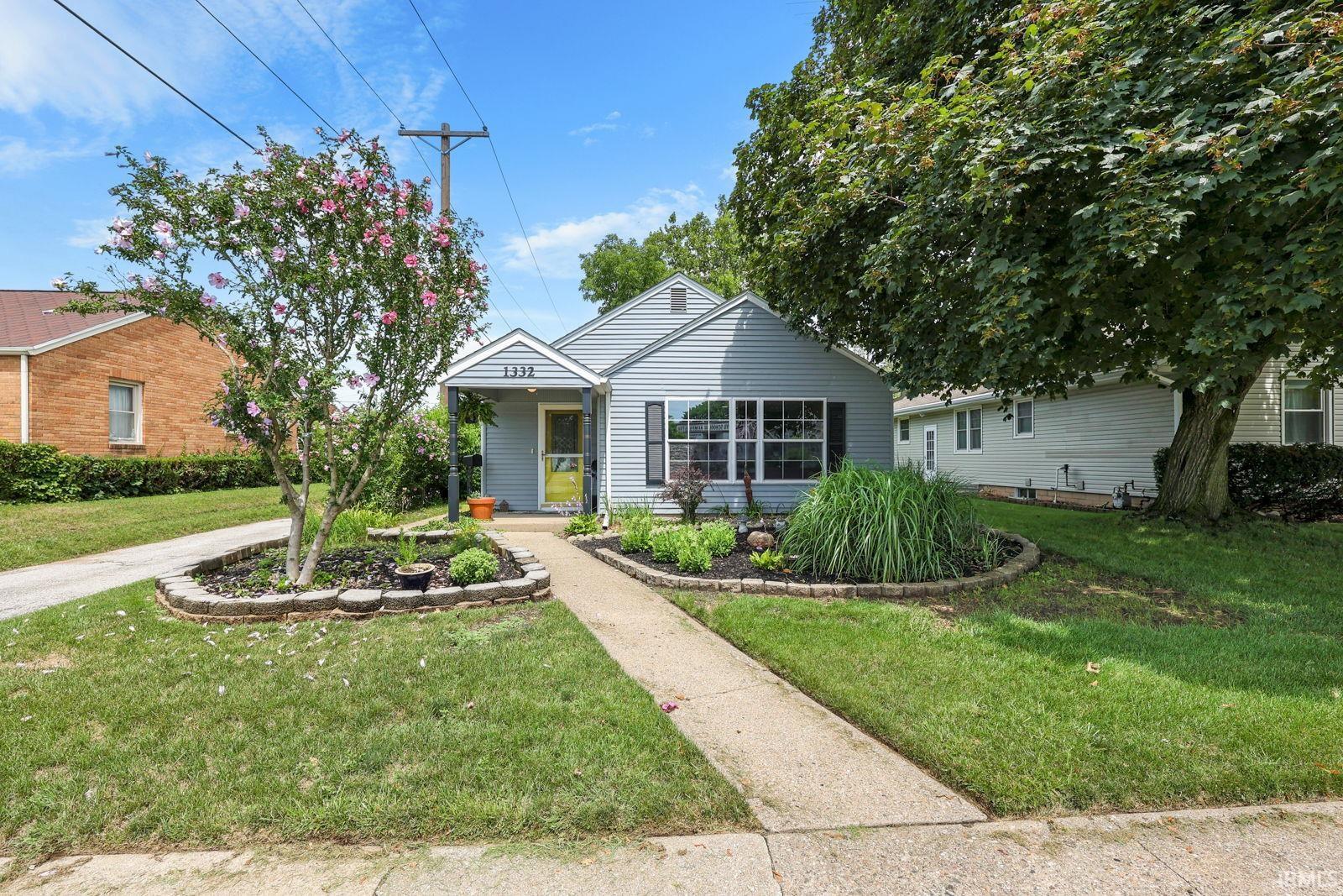 1332 Mishawaka