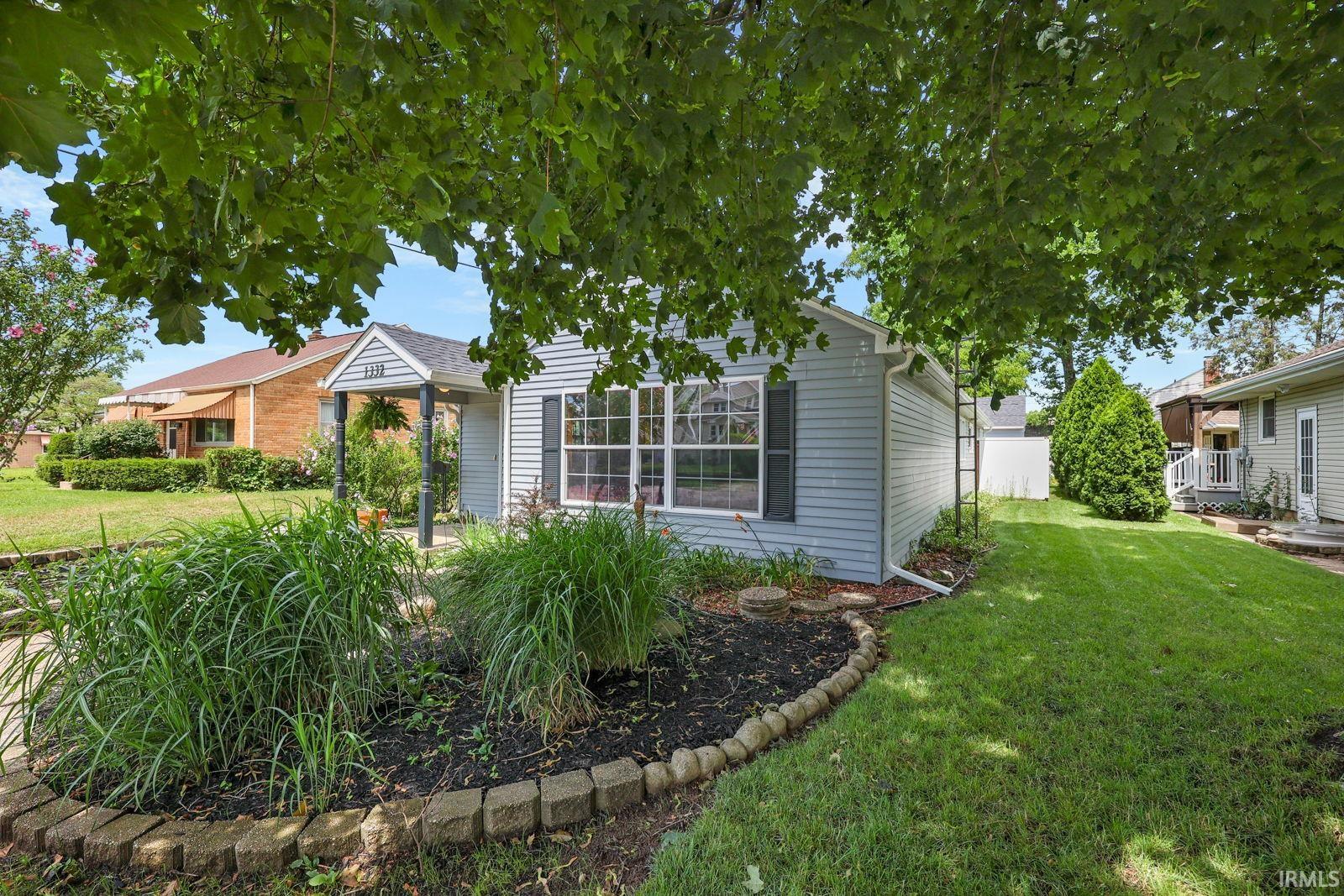 1332 Mishawaka