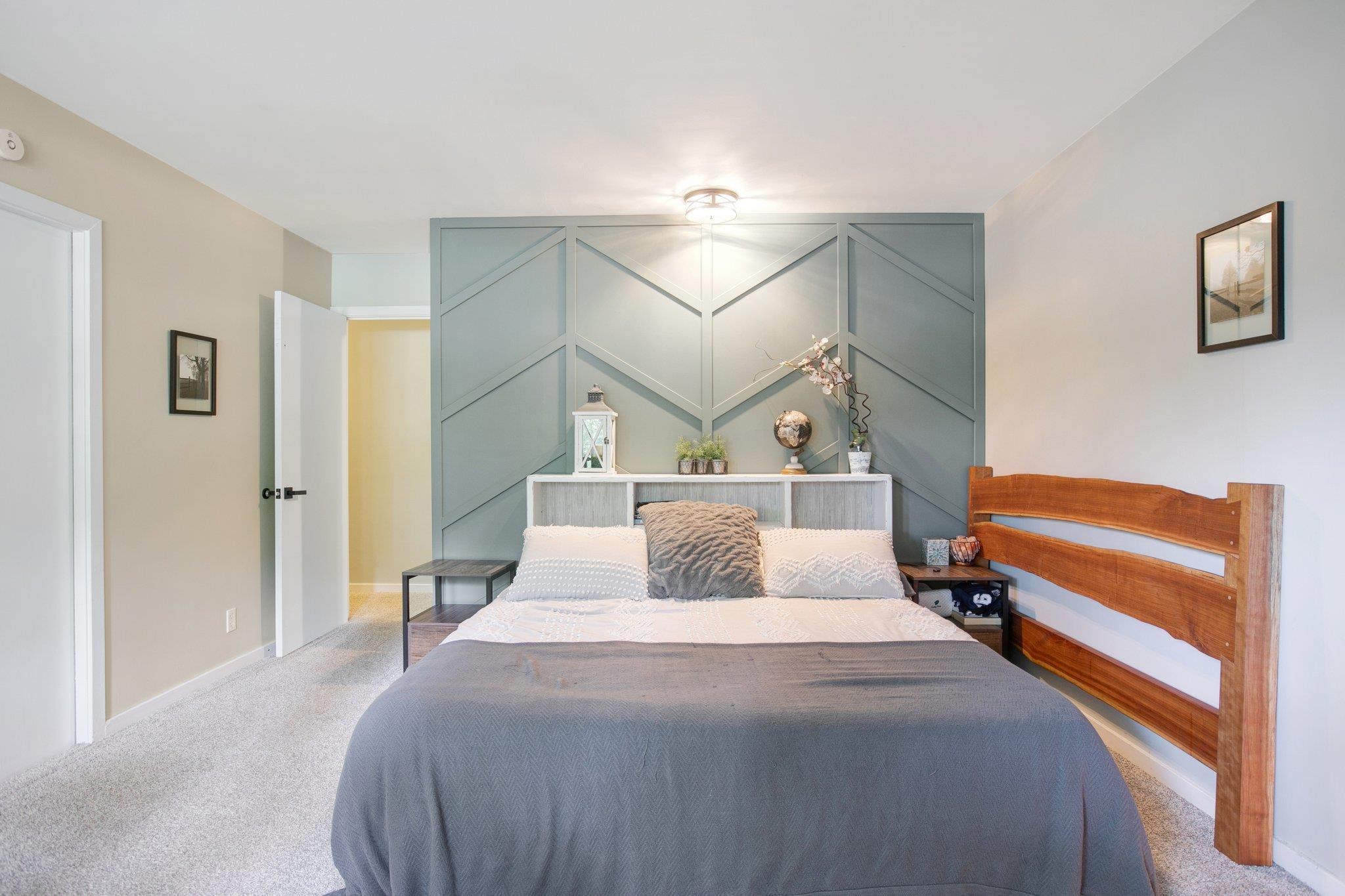23255 Greenleaf