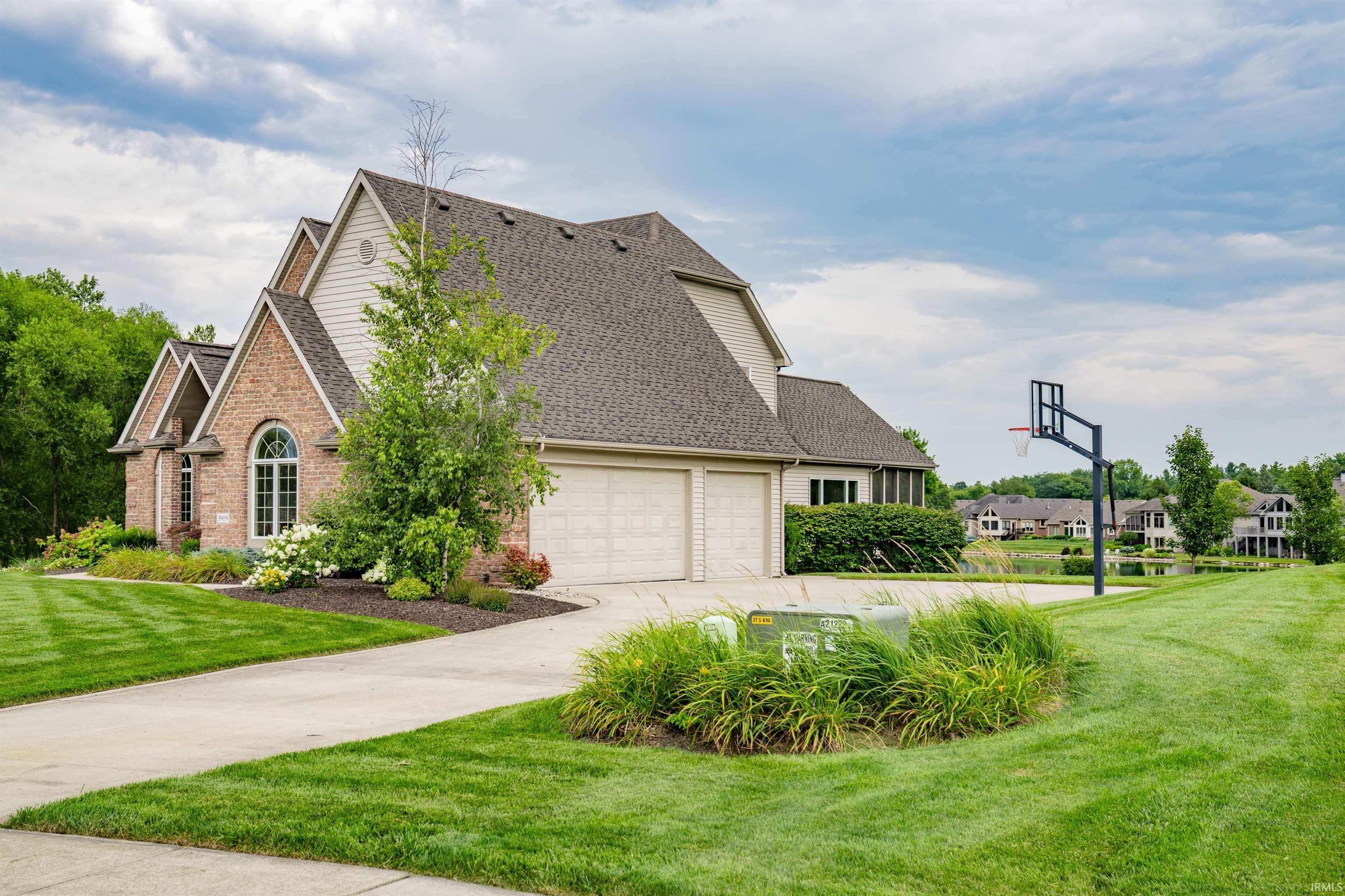 3919 Heron Preserve