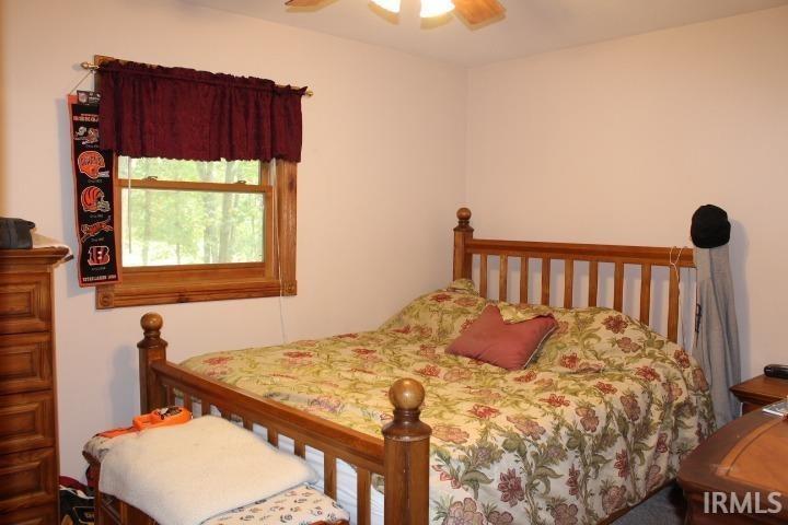 3215 250 East