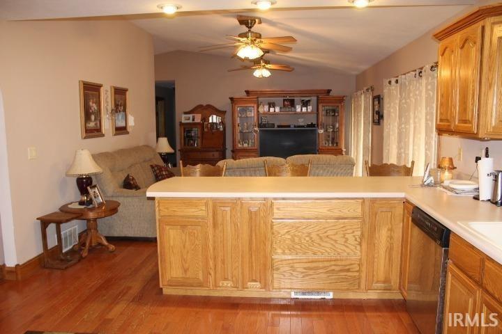 3215 250 East