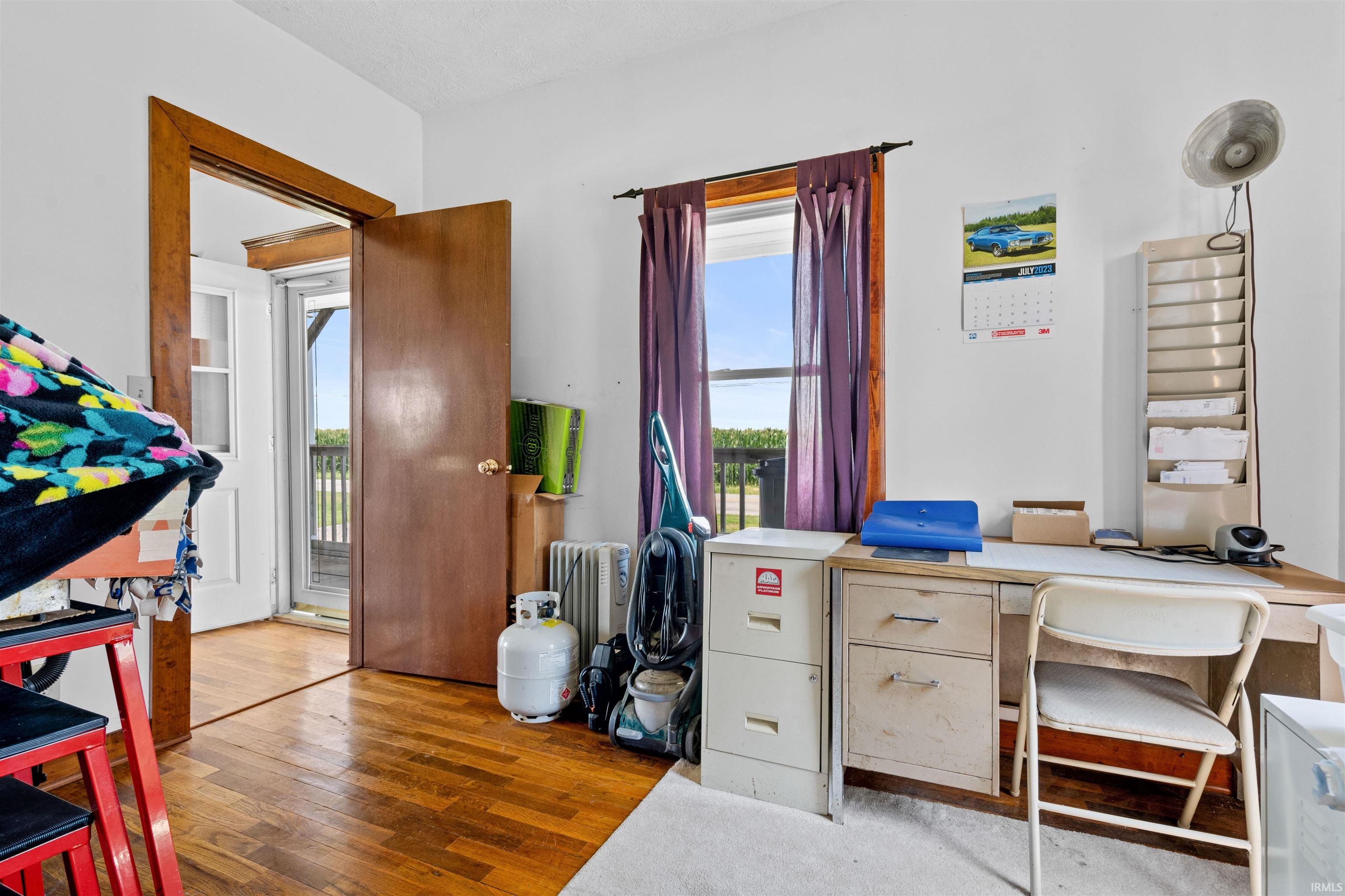 10619 Packerton
