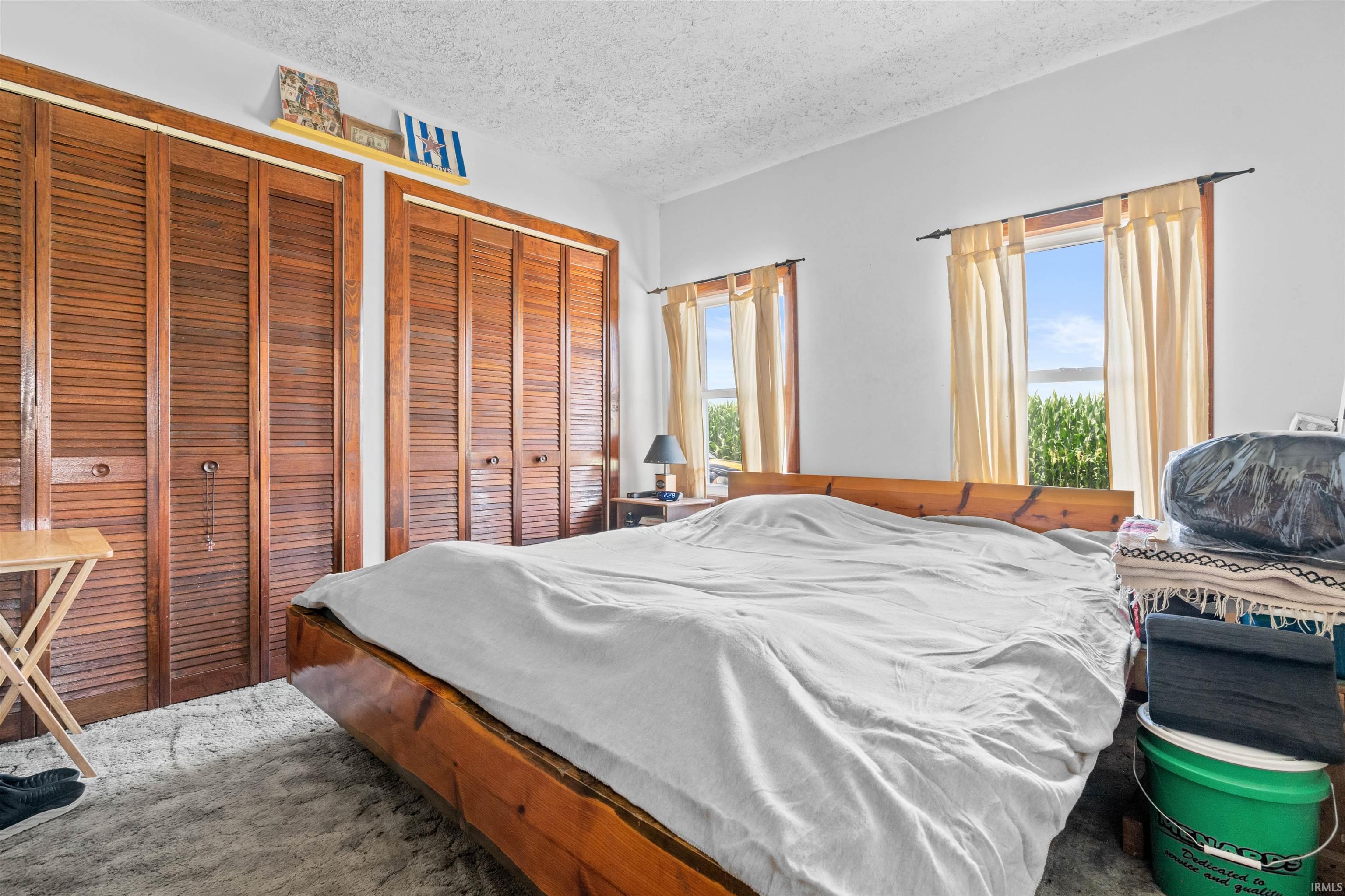 10619 Packerton