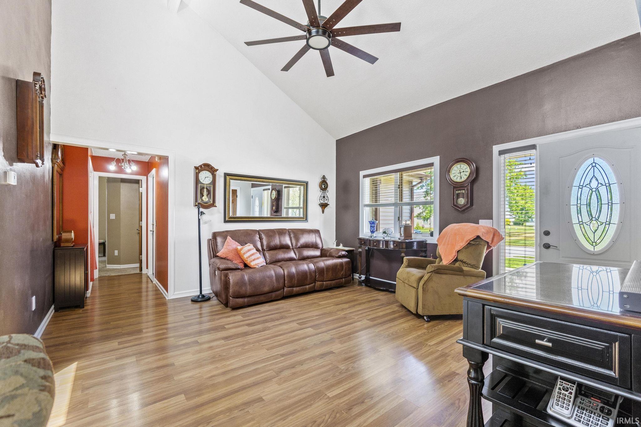 8017 Silver Springs