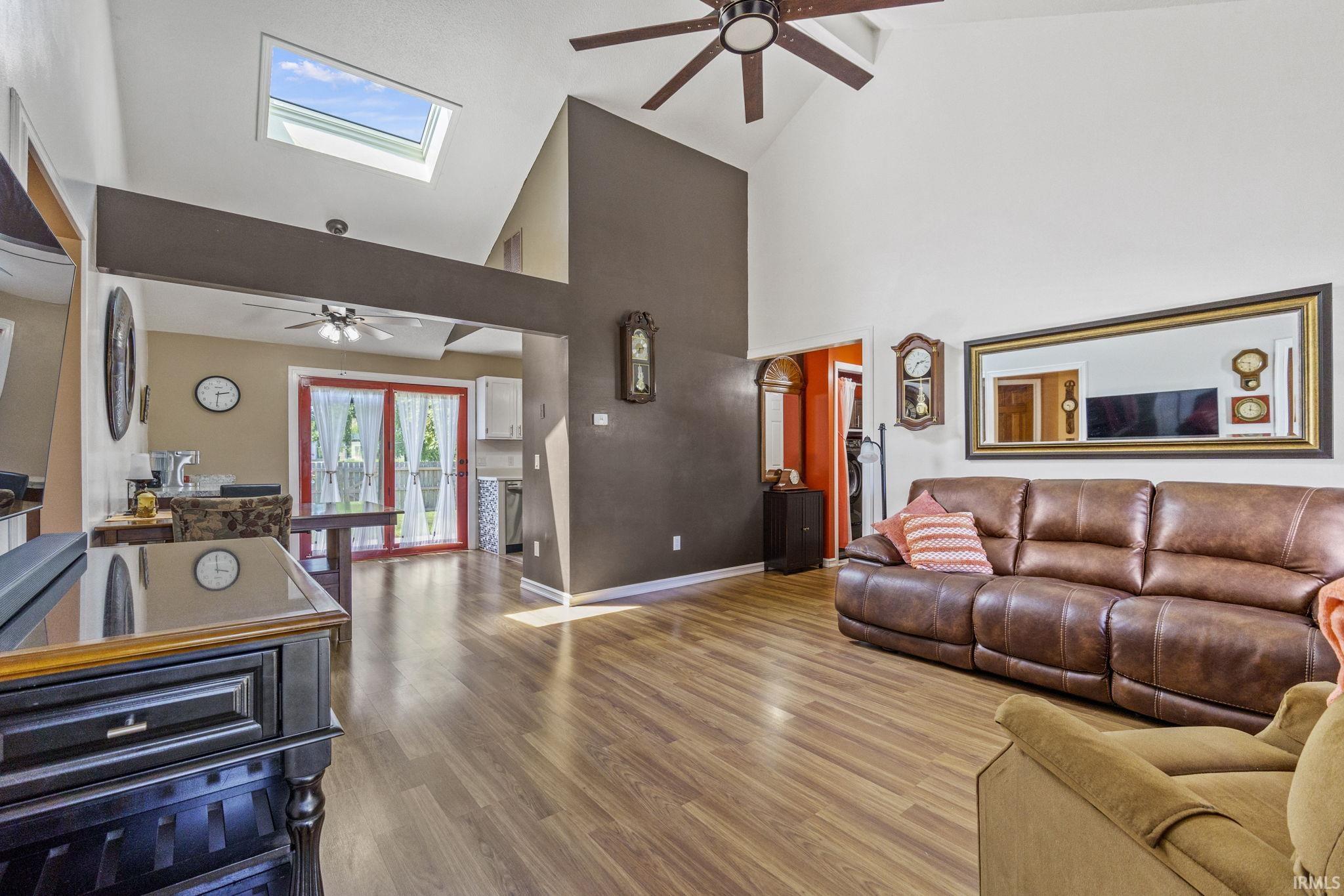 8017 Silver Springs