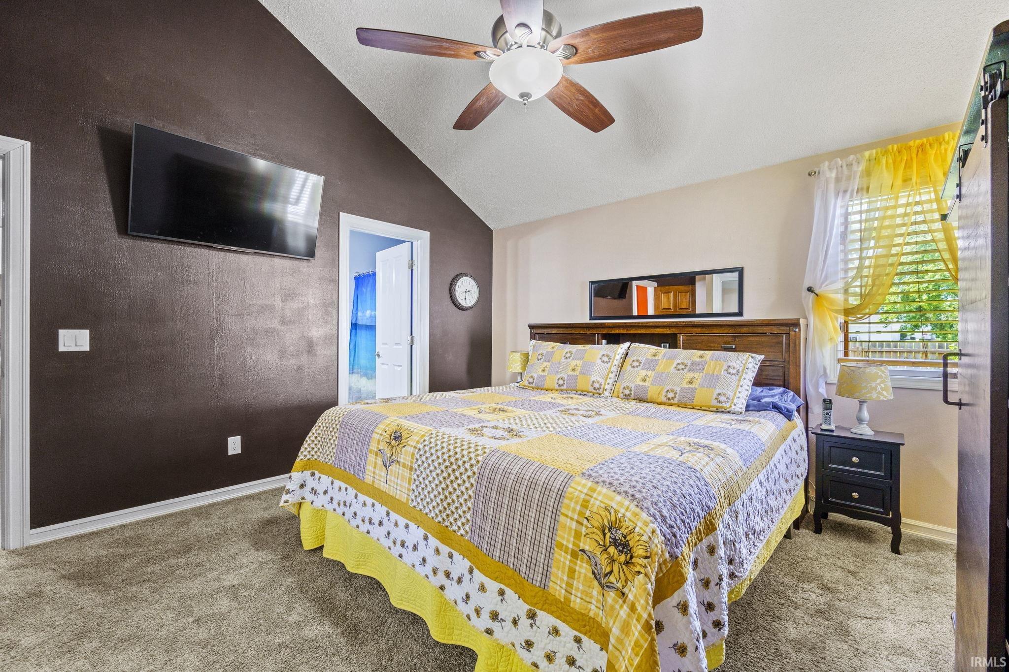 8017 Silver Springs