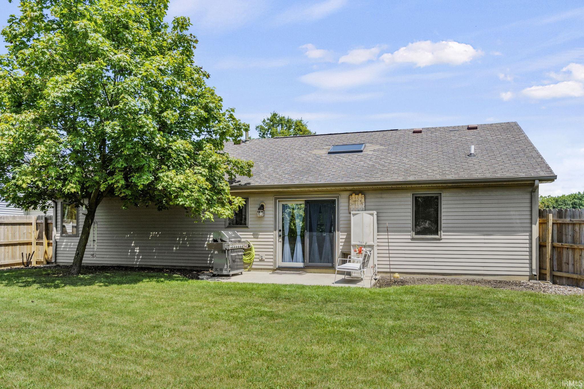 8017 Silver Springs