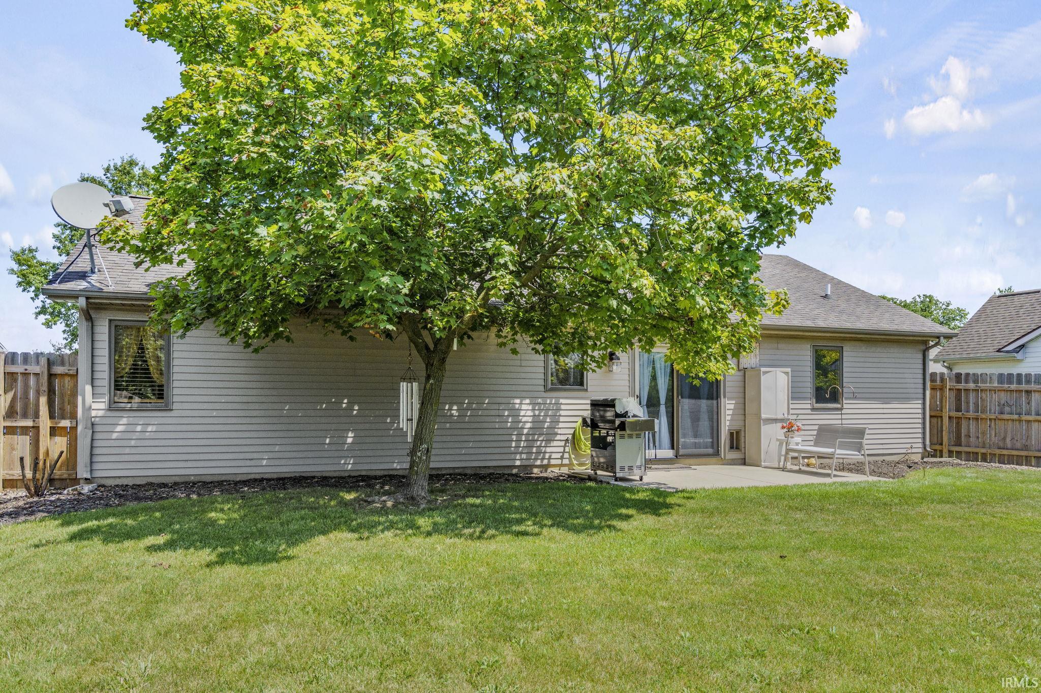 8017 Silver Springs