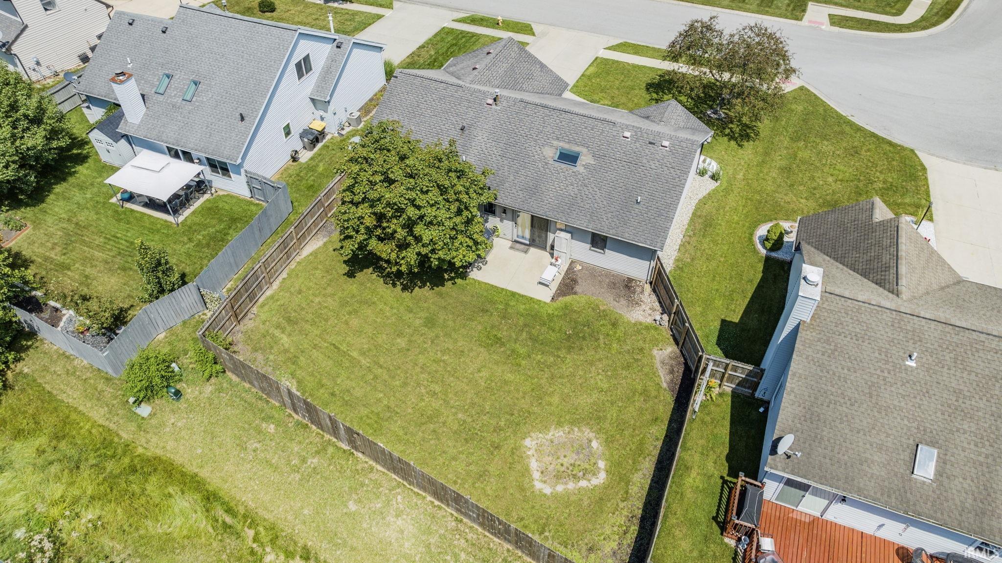 8017 Silver Springs