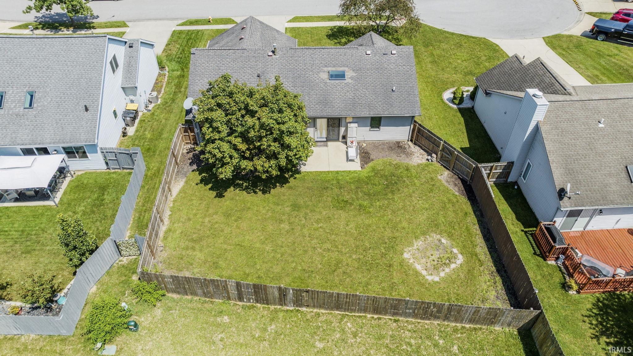 8017 Silver Springs