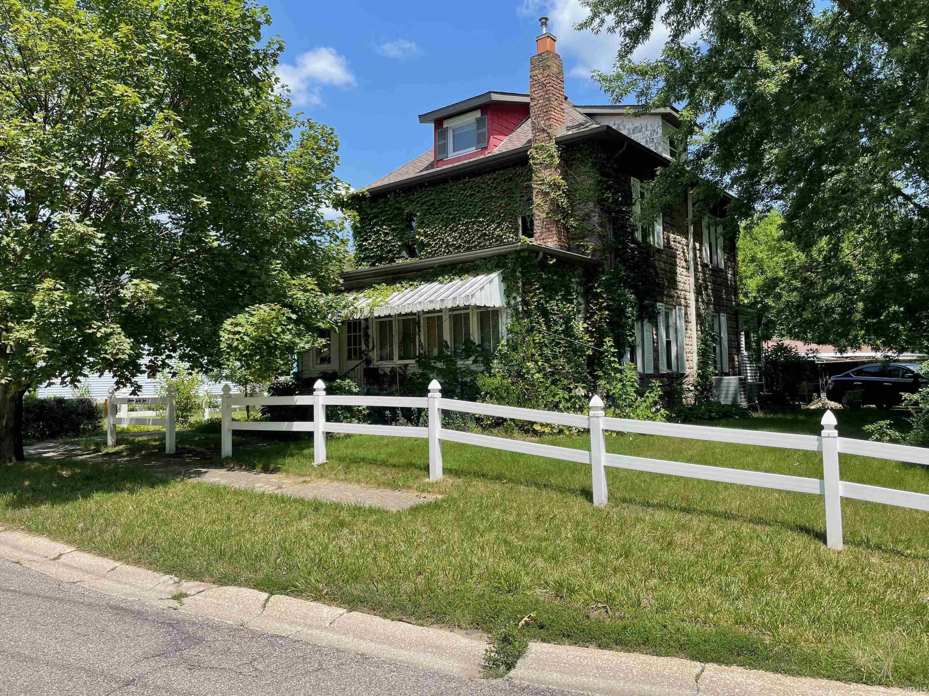 1135 Harrison