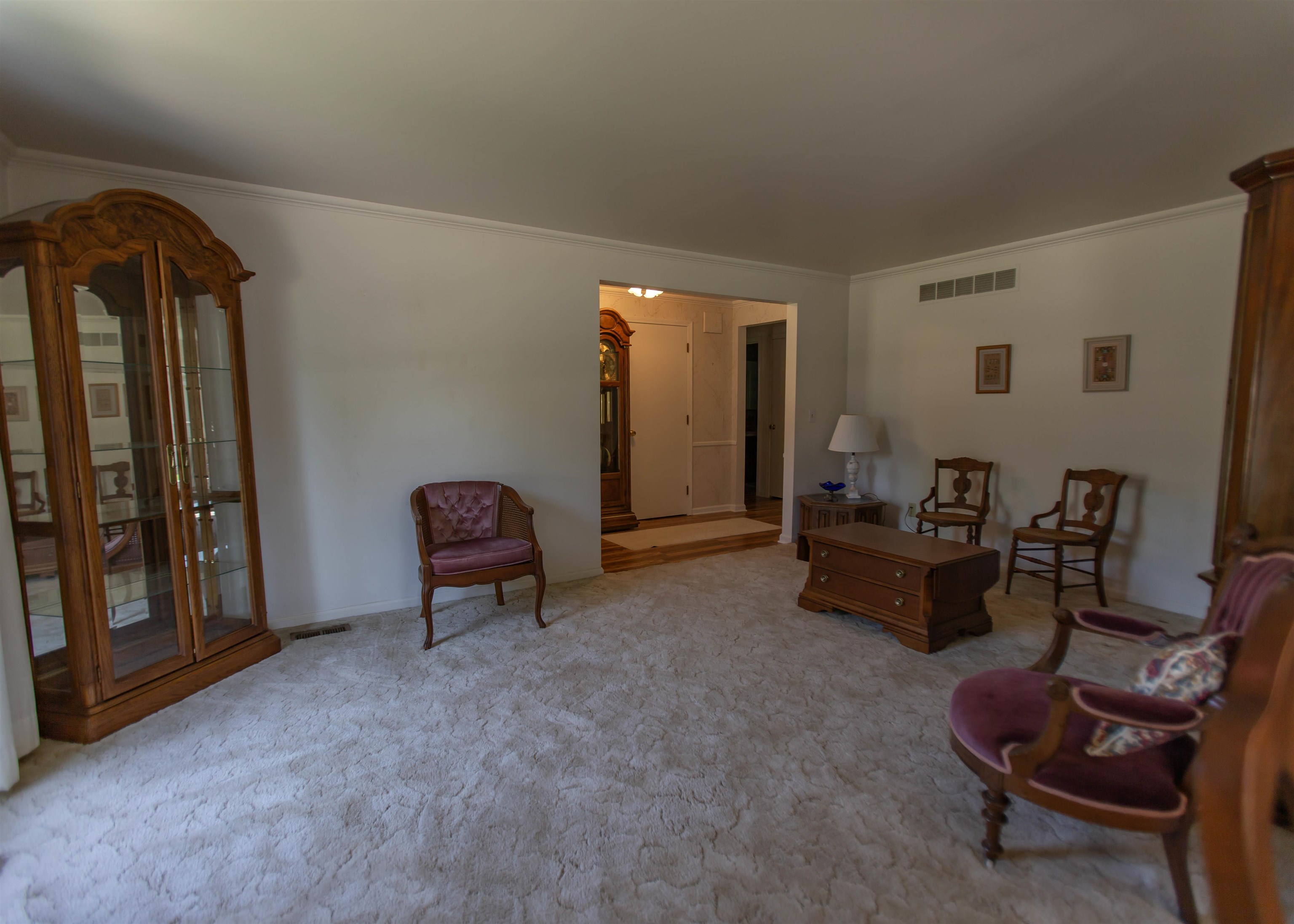 1005 Springhill