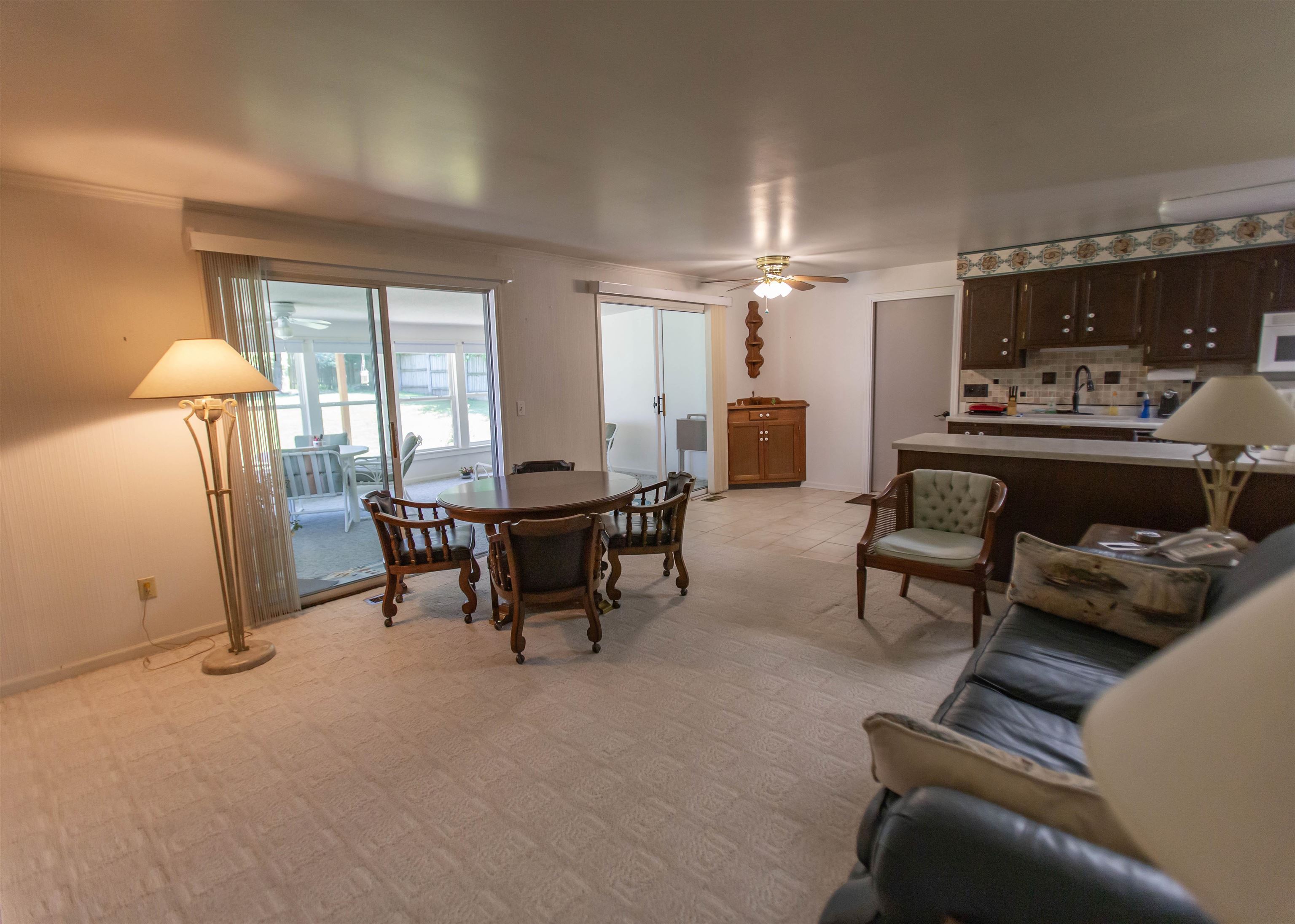 1005 Springhill