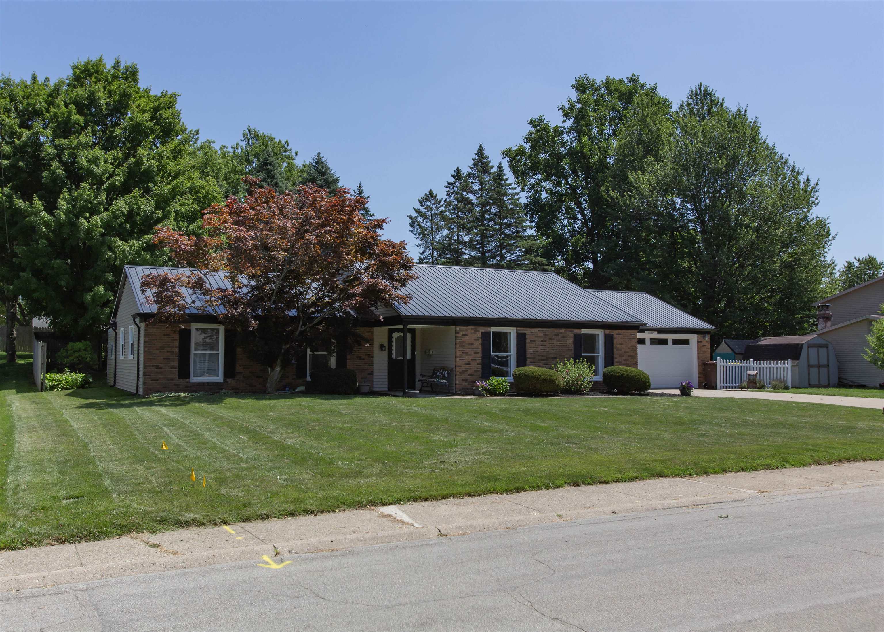 1005 Springhill