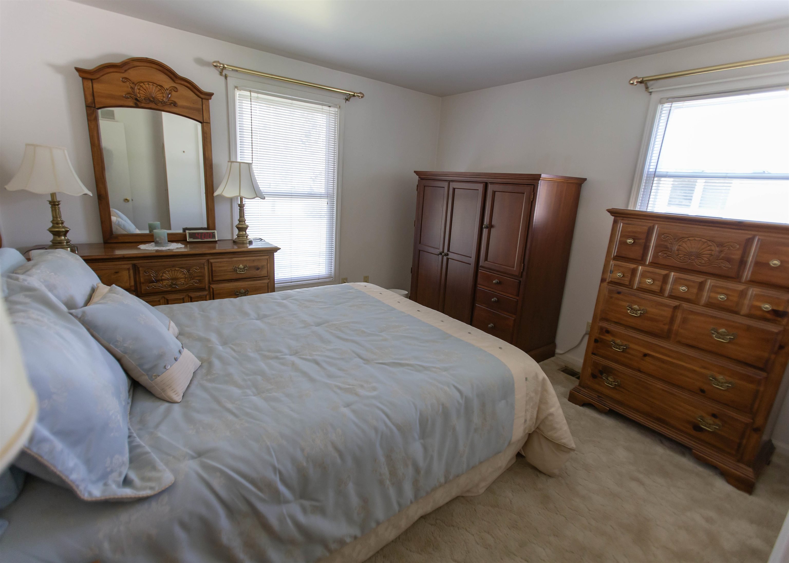 1005 Springhill