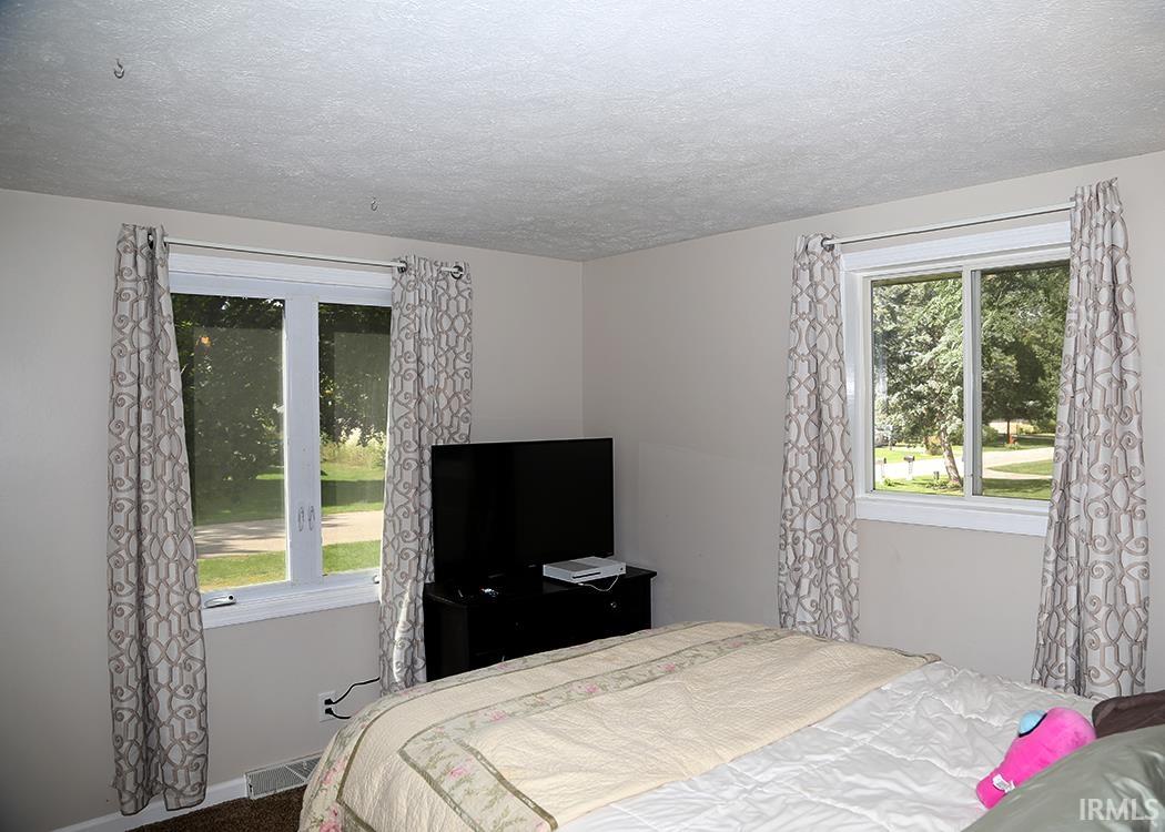 56790 Mark Manor