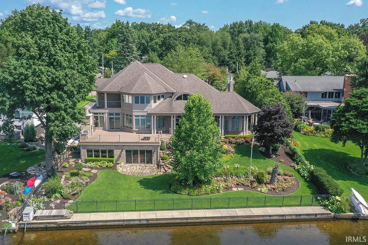2505 Greenleaf