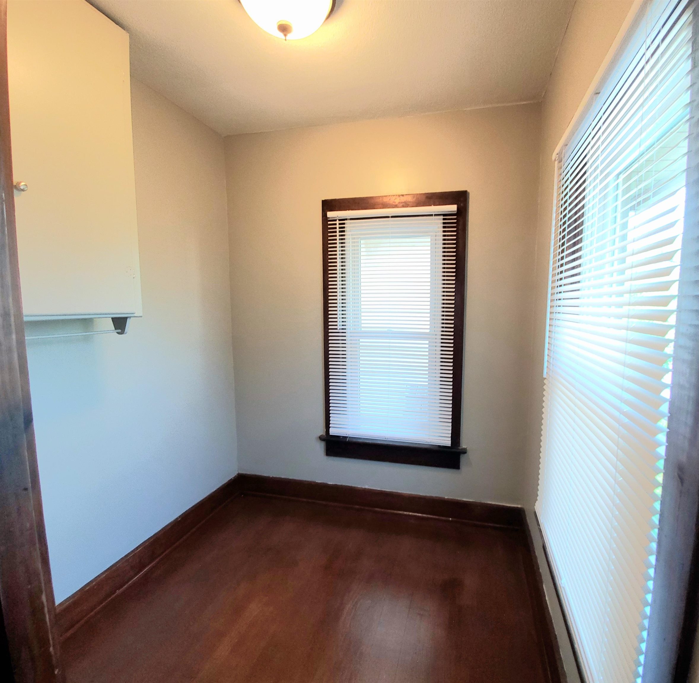 3128 Calhoun