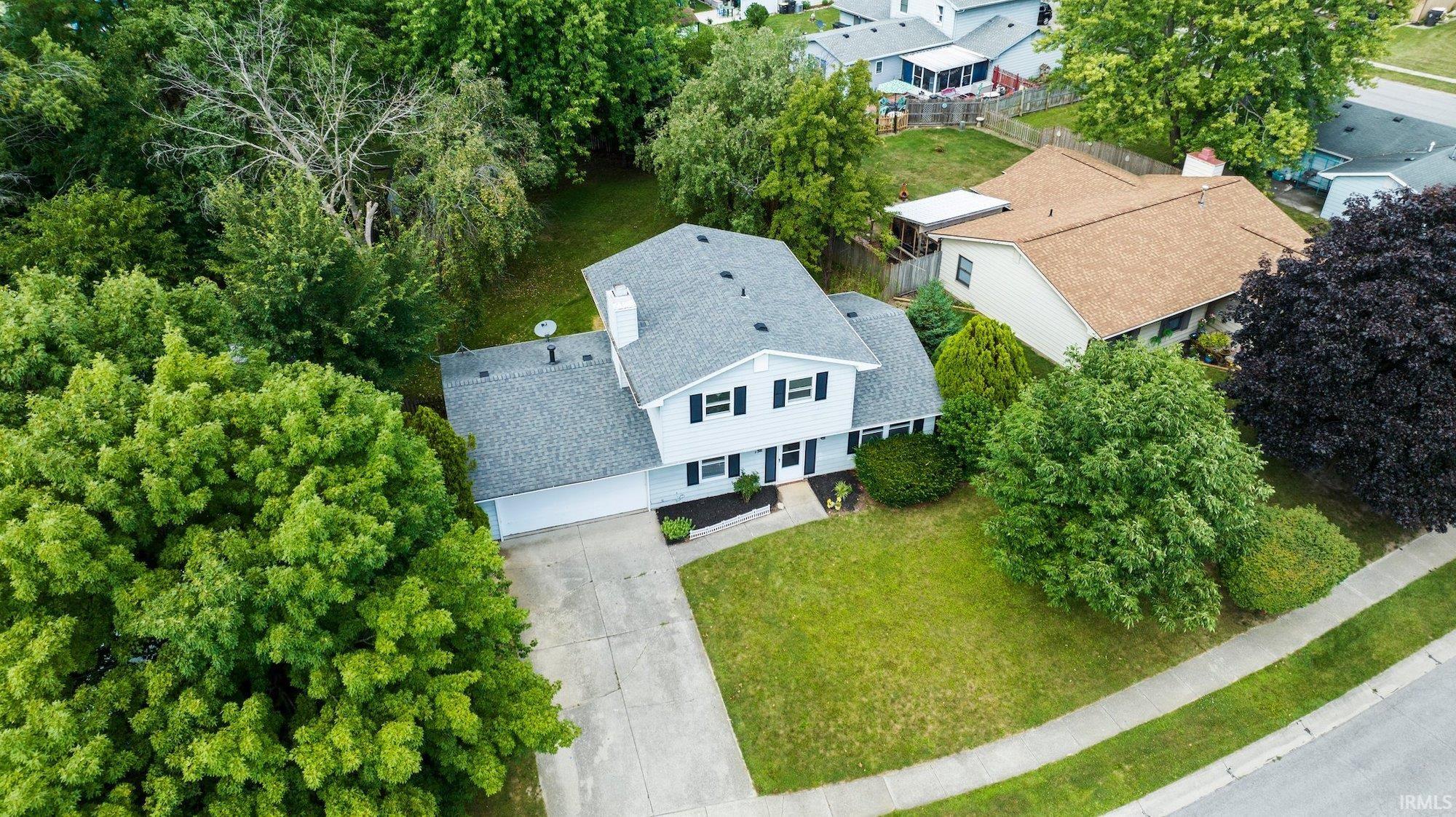 8211 Roxboro