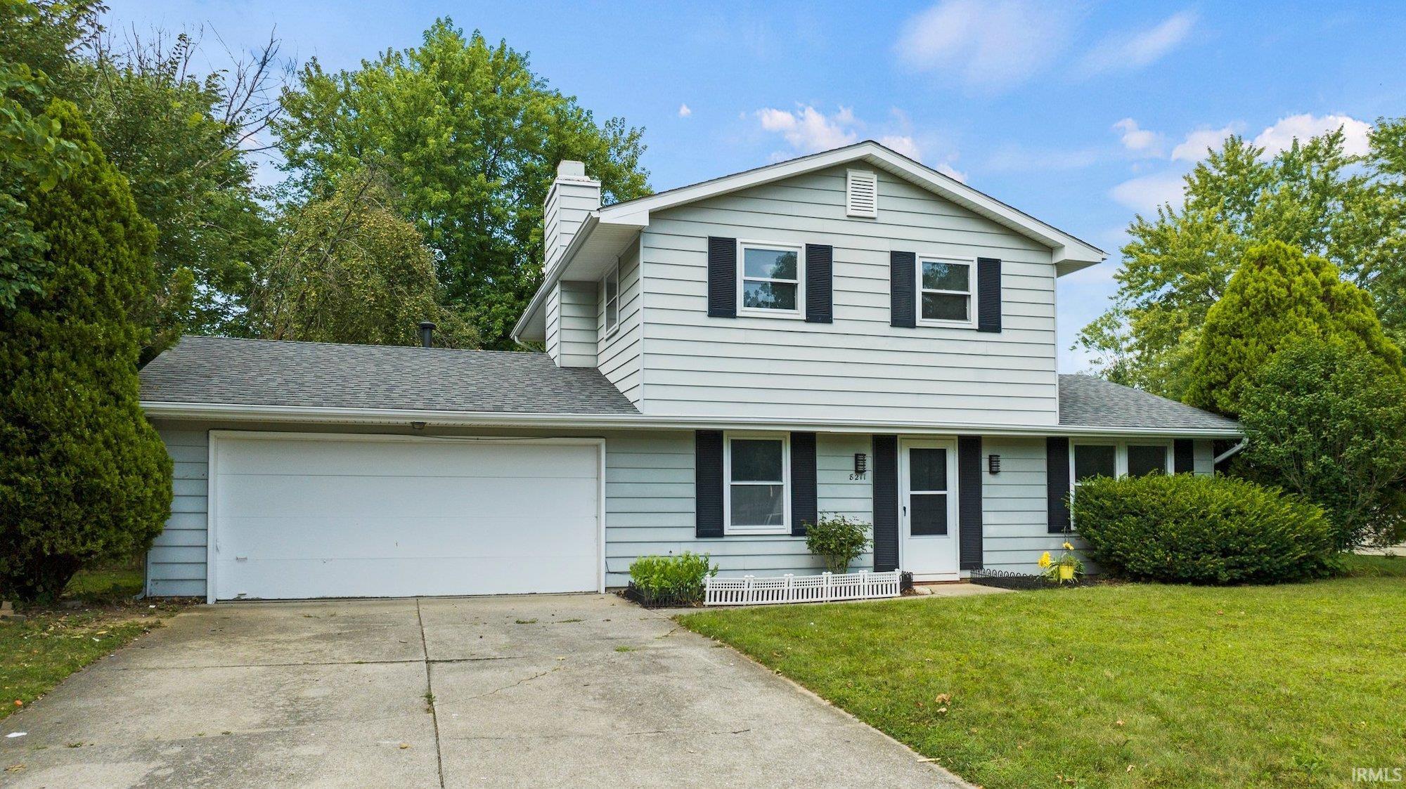 8211 Roxboro