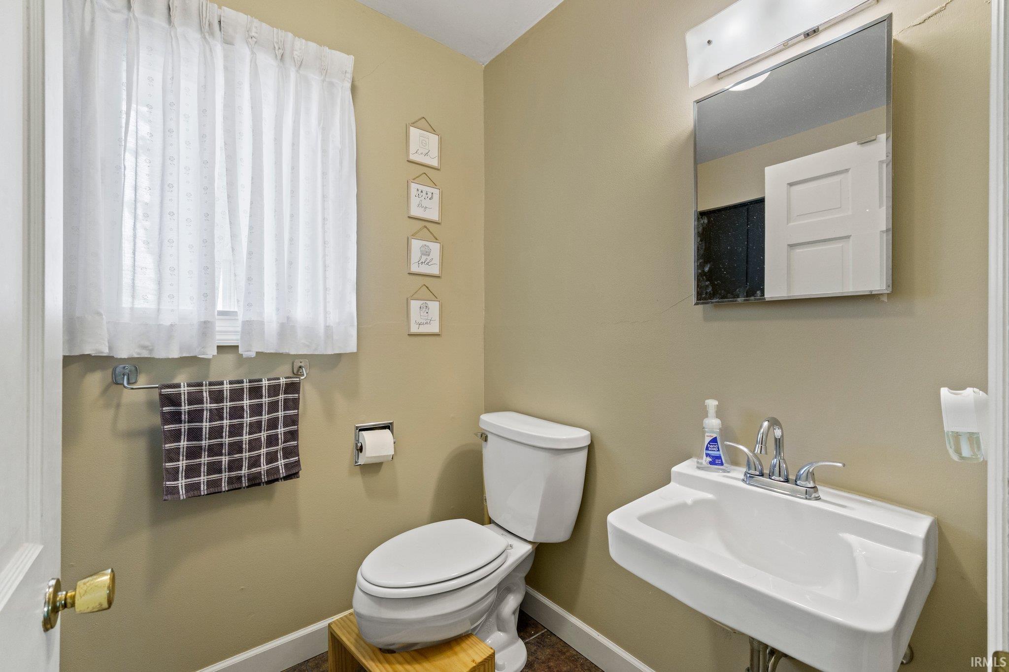 4407 Fairlawn