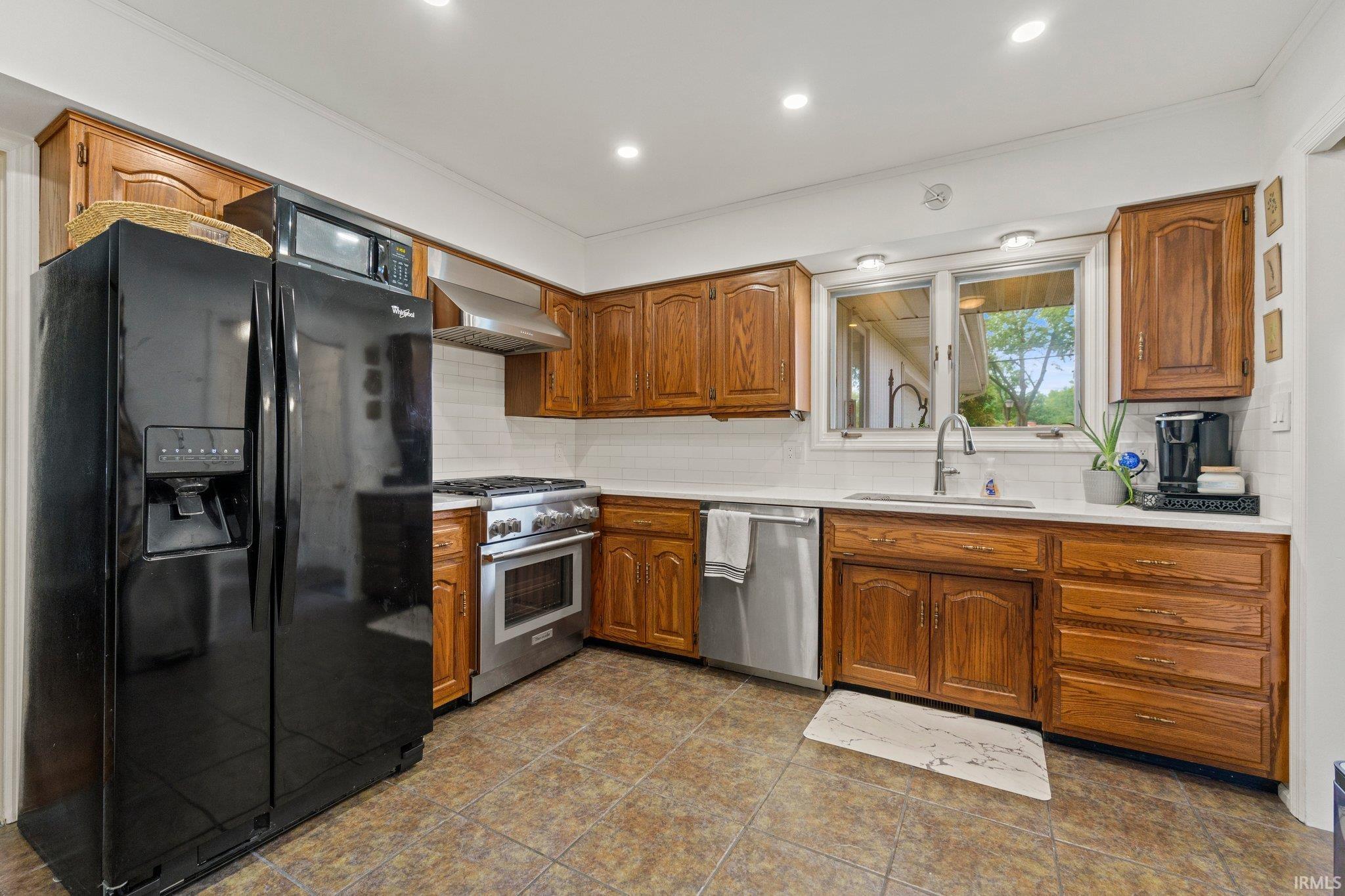 4407 Fairlawn