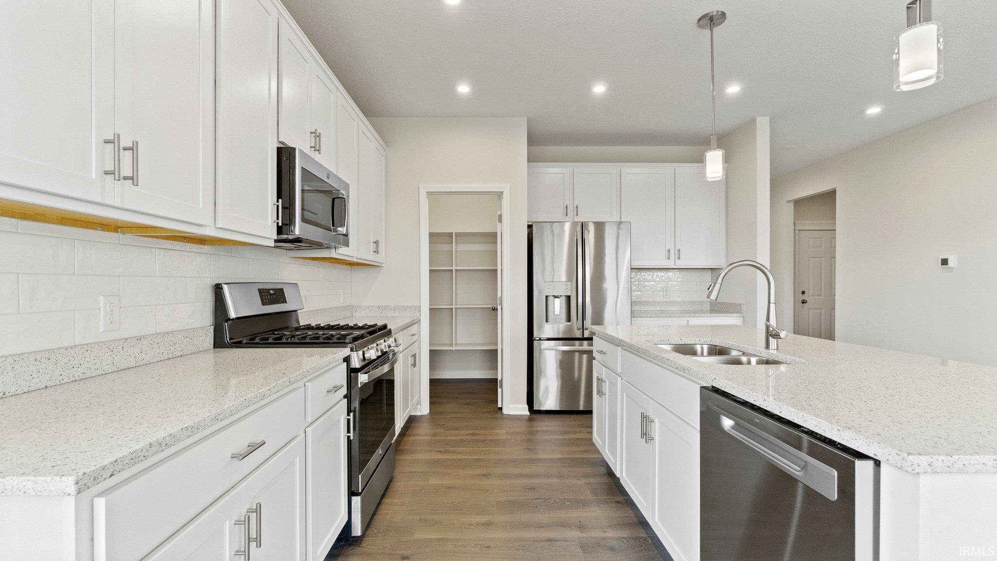 8947 Belmont Wood