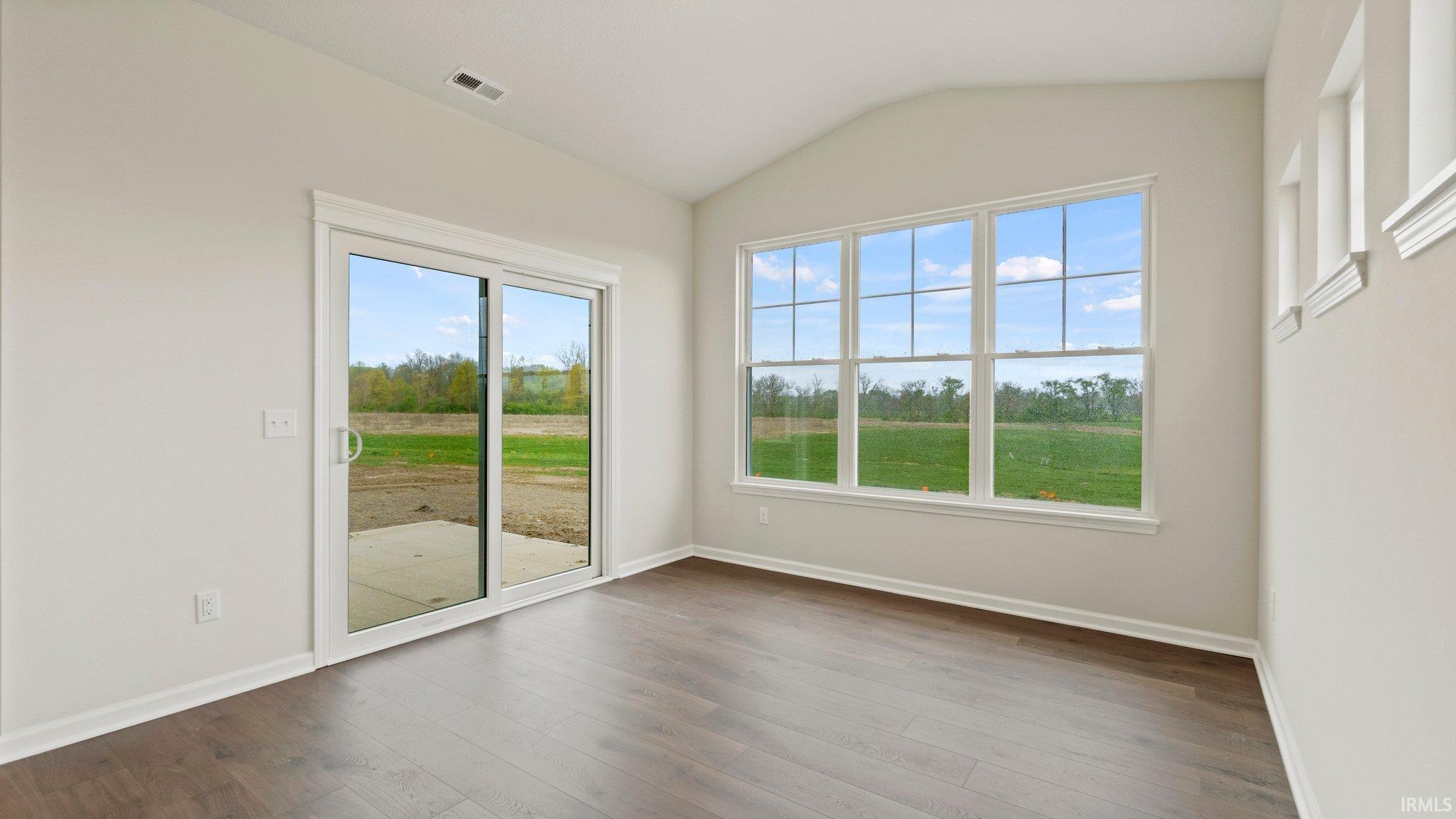 8947 Belmont Wood