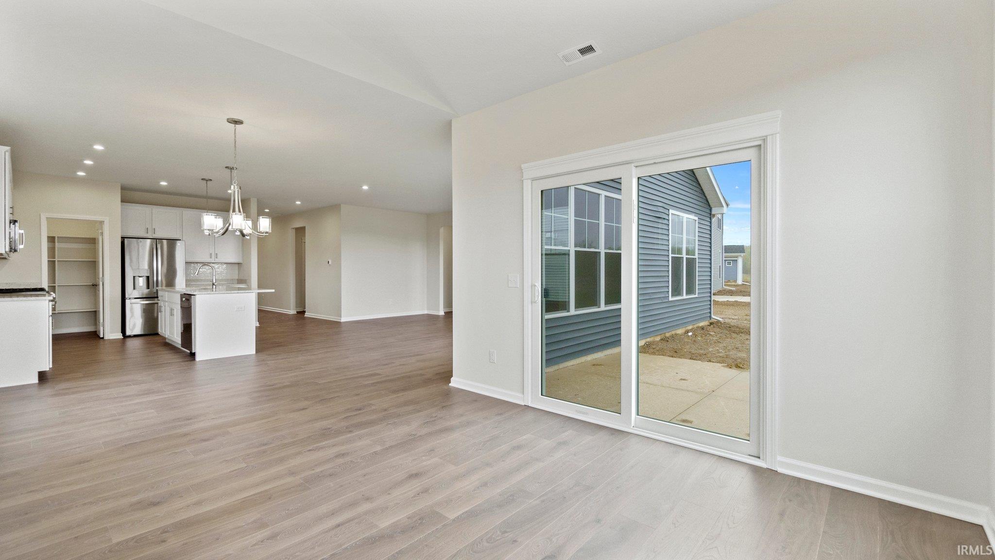 8947 Belmont Wood