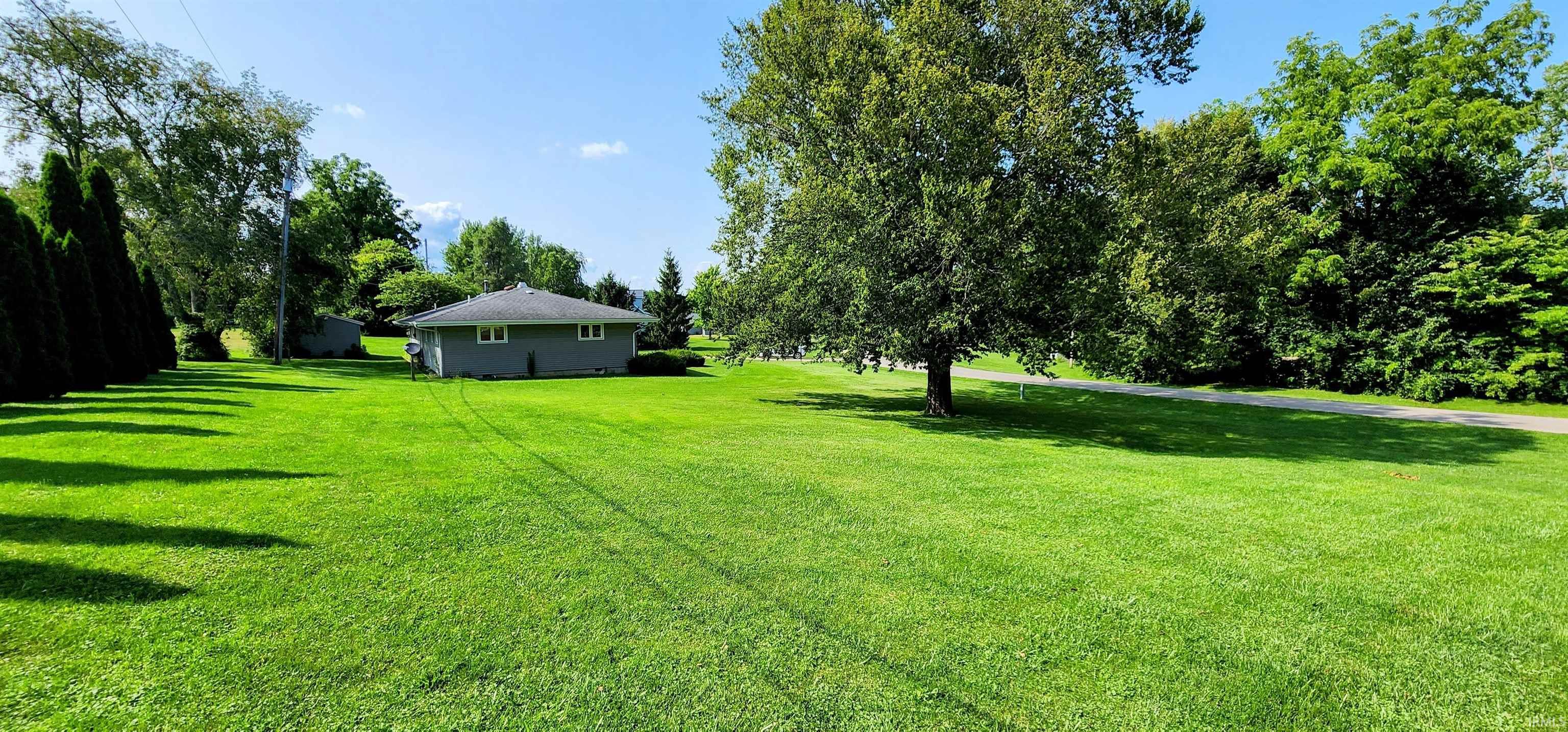 11241 Wawasee Circle East