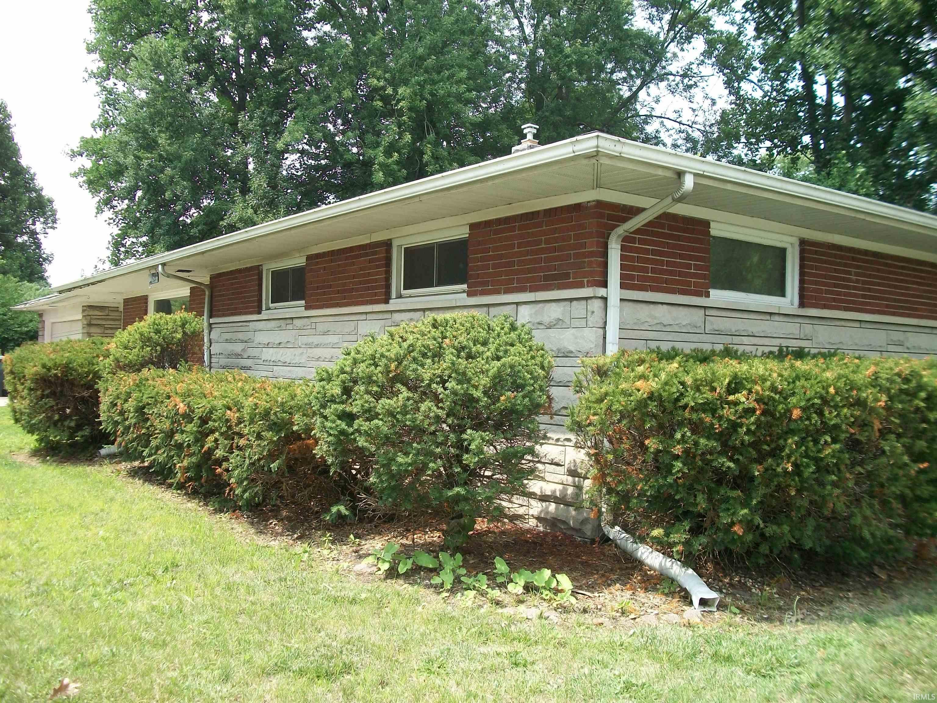 2825 Corby
