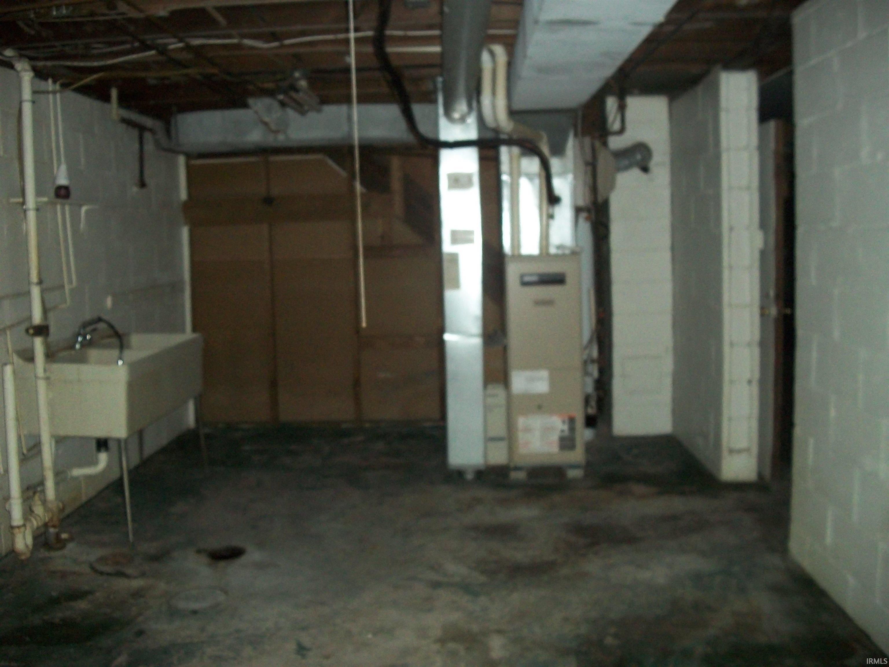 2825 Corby